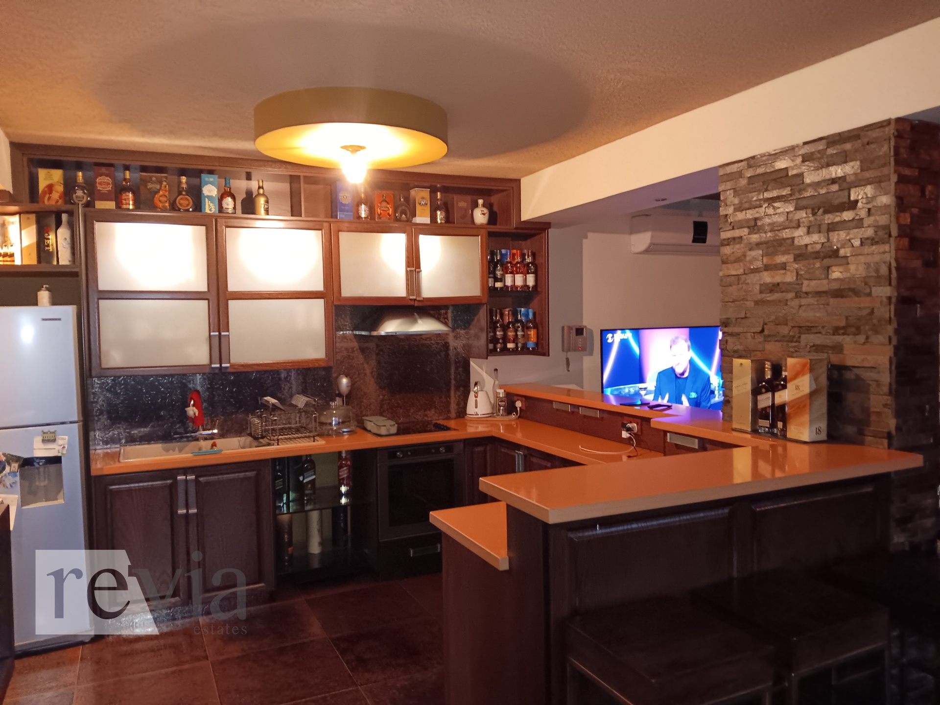 10aedcd4447f43d693115d8d8f199312