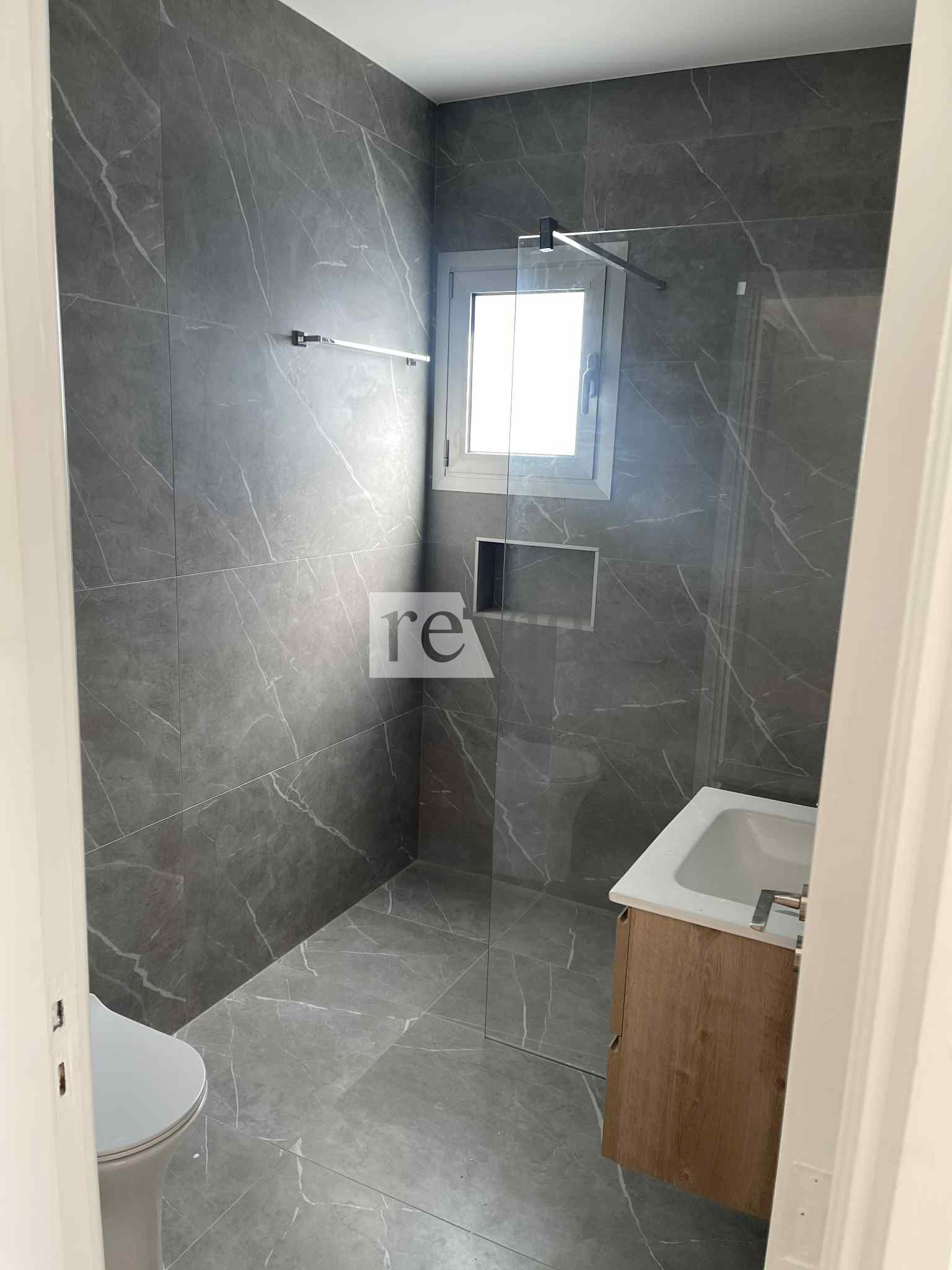 65b1354278514e318fa40162b76189a1