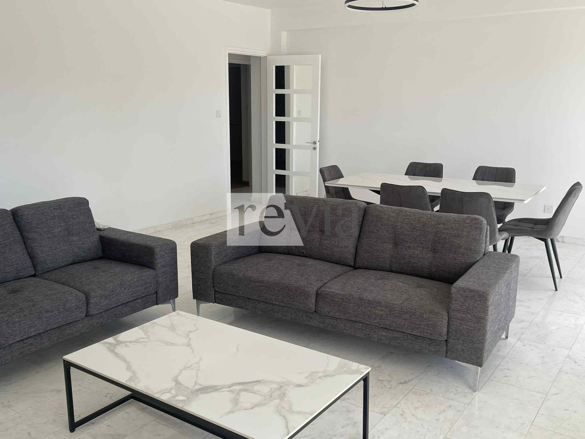 70451349cb6a4cd29a1548842f3fe7e4