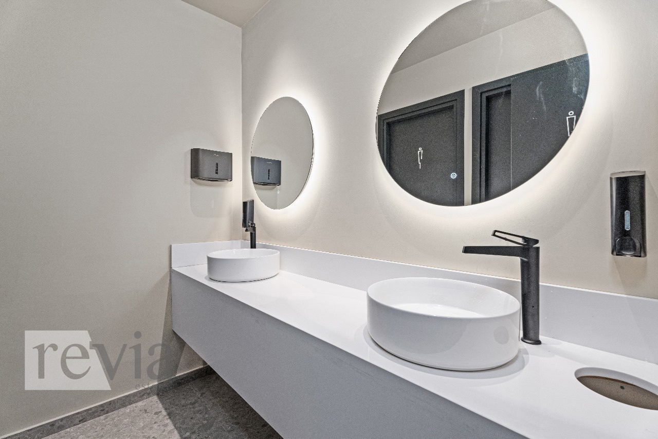 2ca187c938a54d13aa4f2055e27150b9