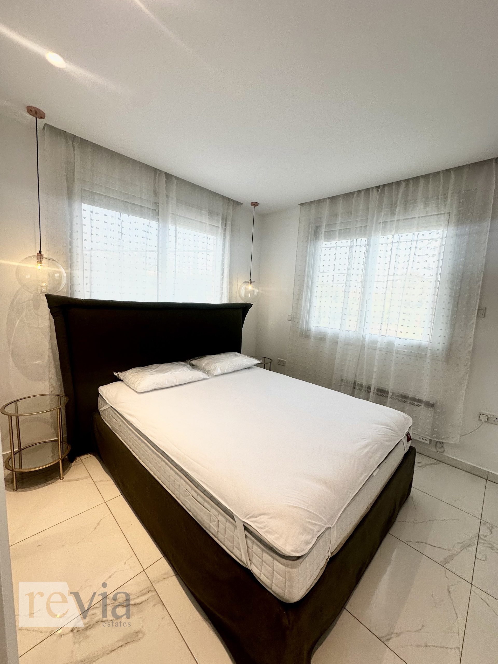 468396c2270448428d7b5f72d3aeb486