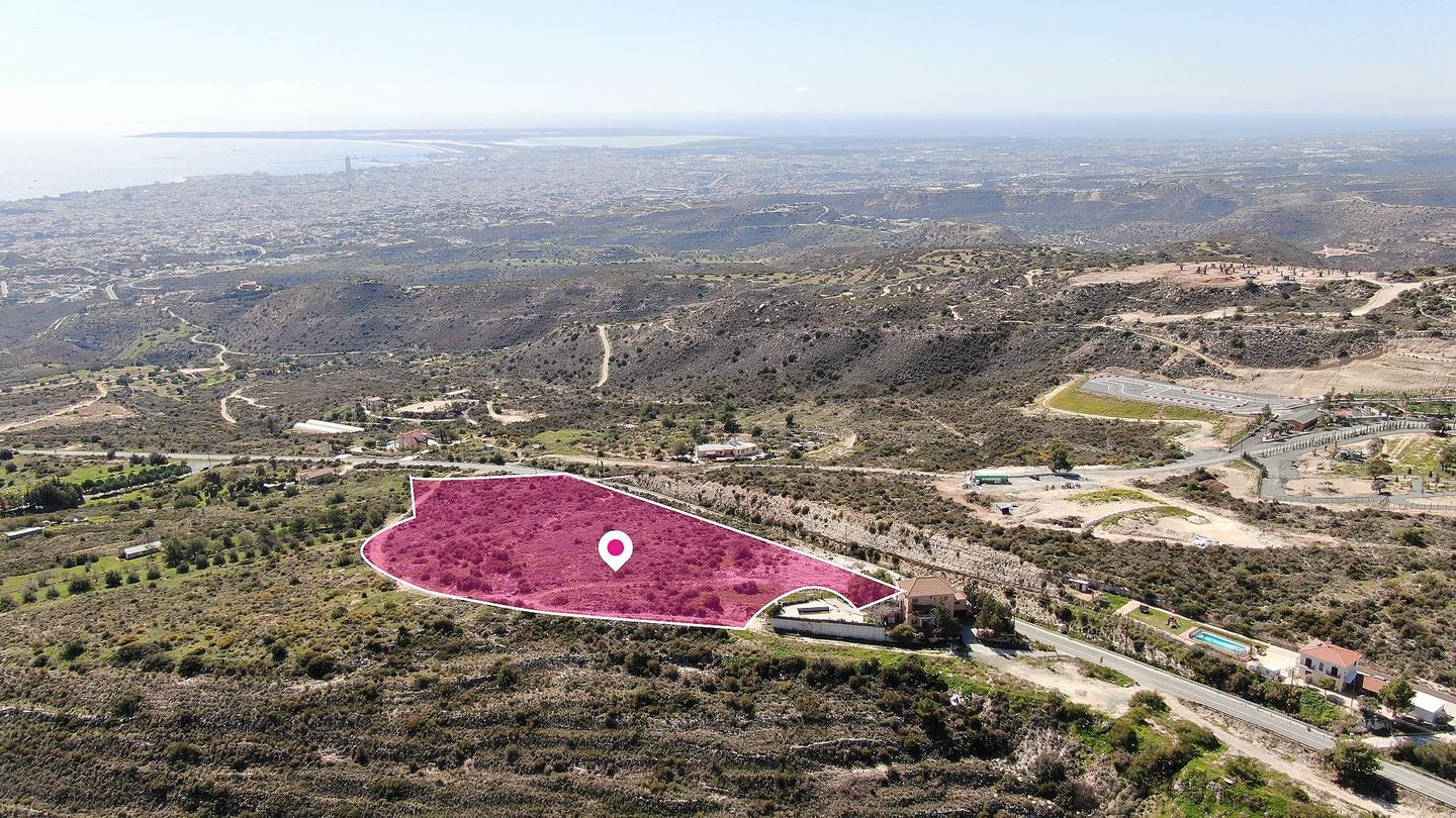 (Share) Field in Ag. Athanasios Municipality, Limassol – id S45482
