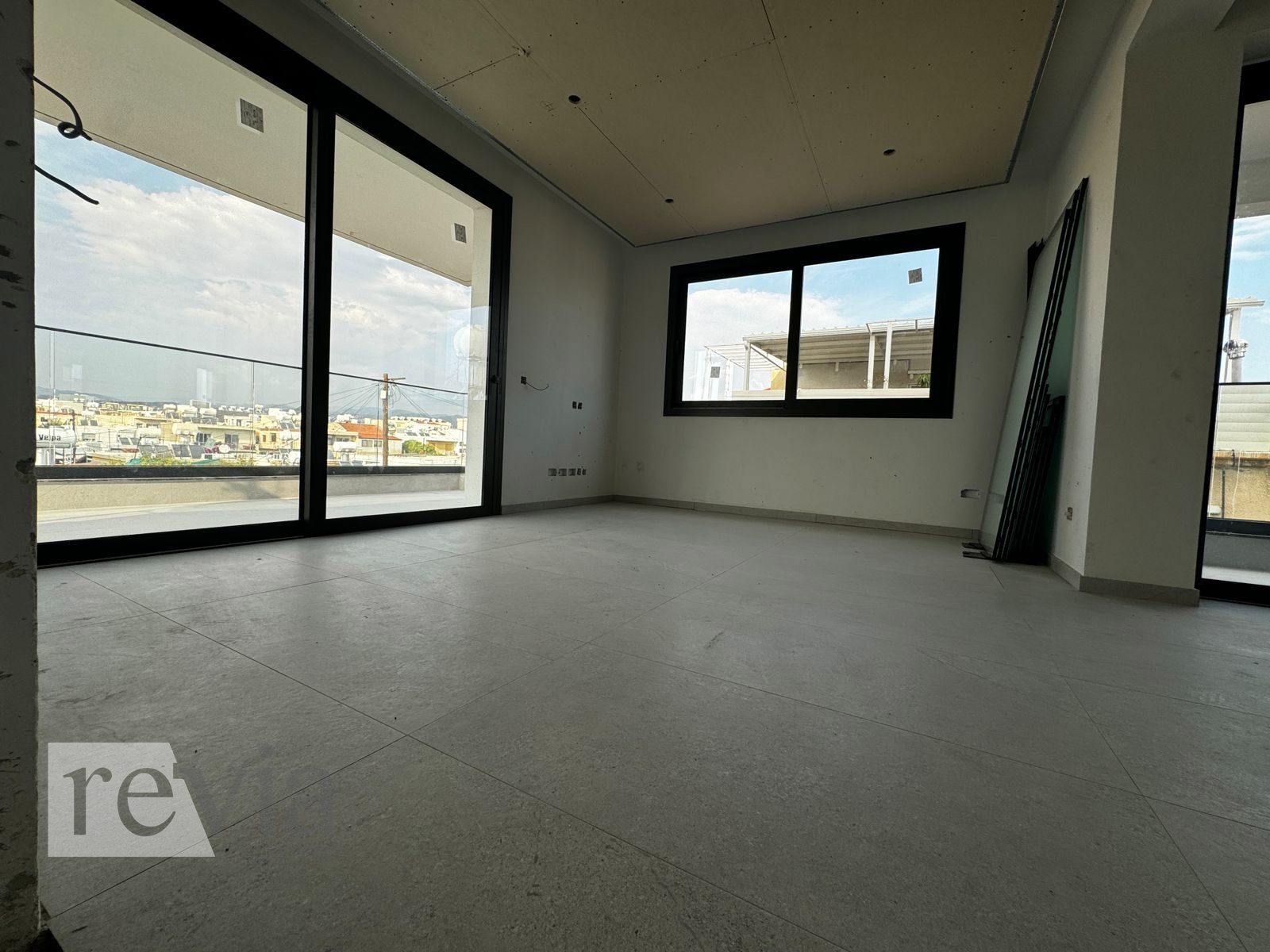 54301c3697fc47b7950b25e14a73f057