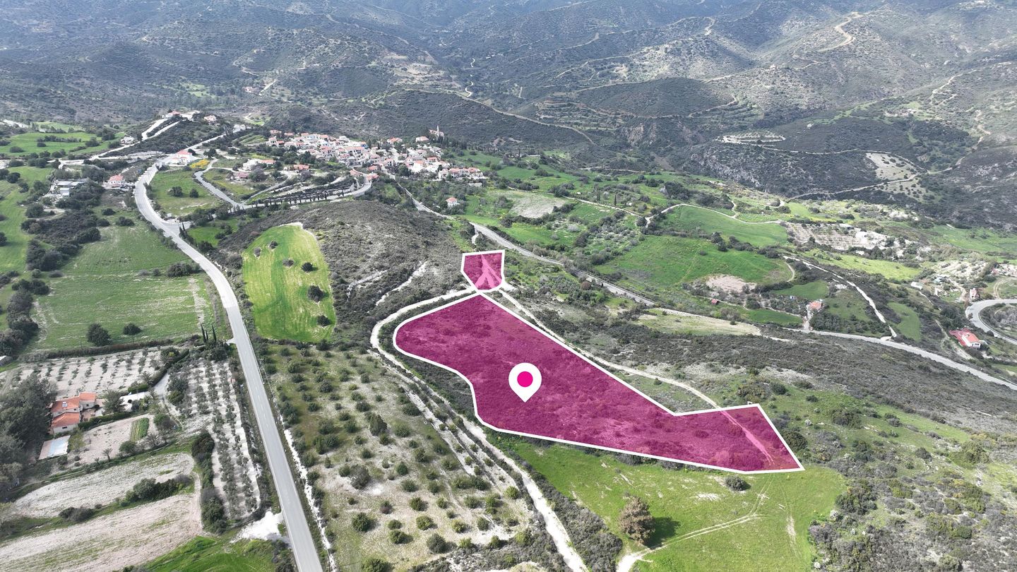 Two Adjacent residential Fields in Vavla, Larnaca – id S34124