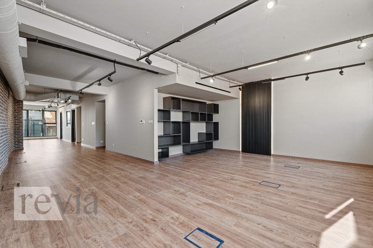 675c52f4b9494f719420abc8d8a6ceae