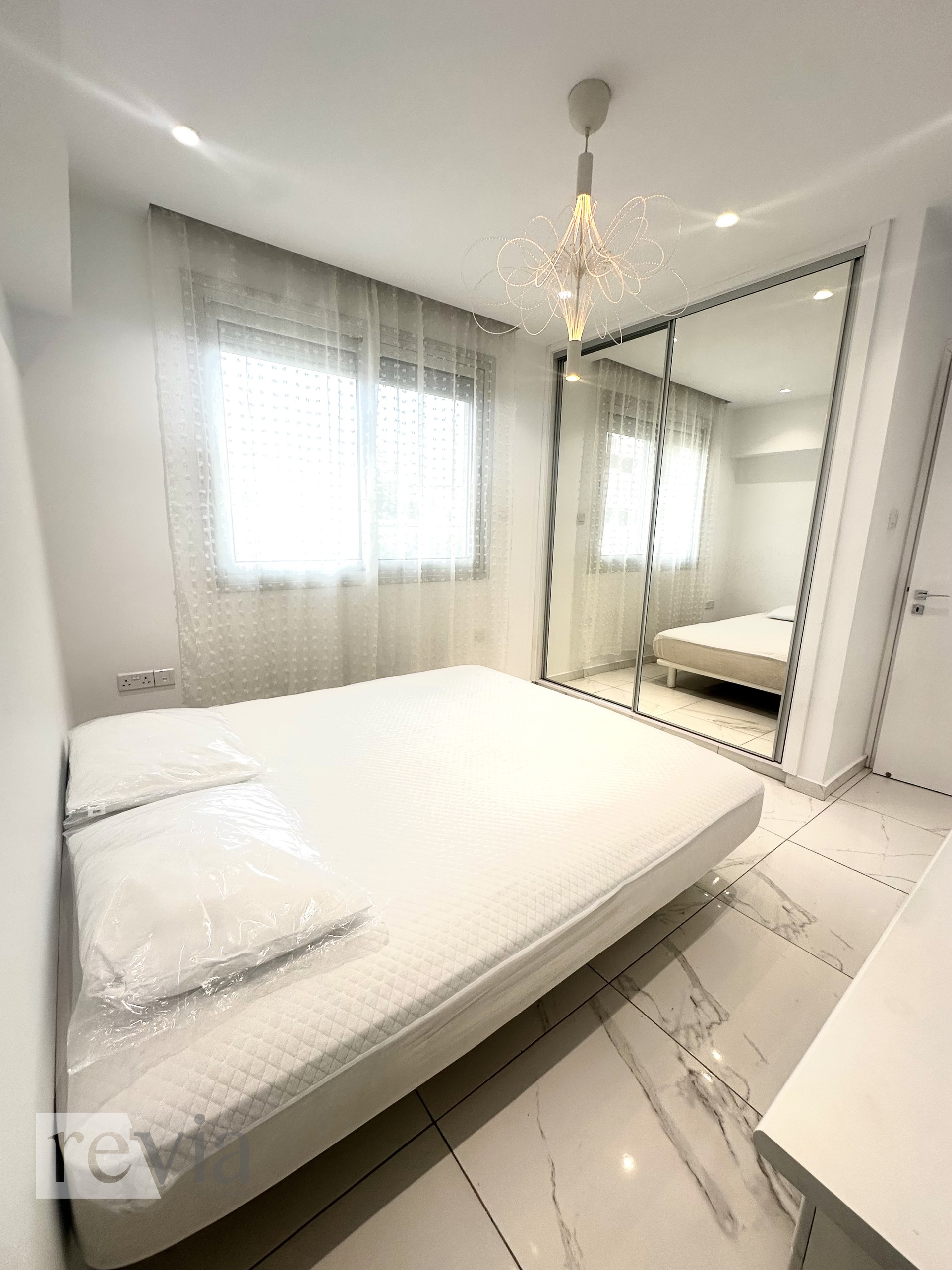 7585ff26f3bc4cf08407572f0f9be9d8