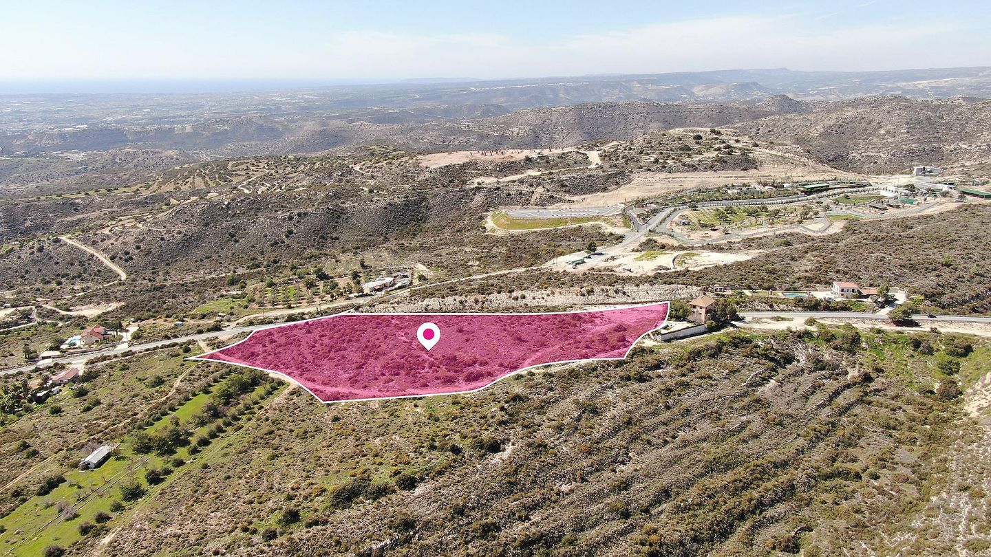 (Share) Field in Ag. Athanasios Municipality, Limassol – id S45482