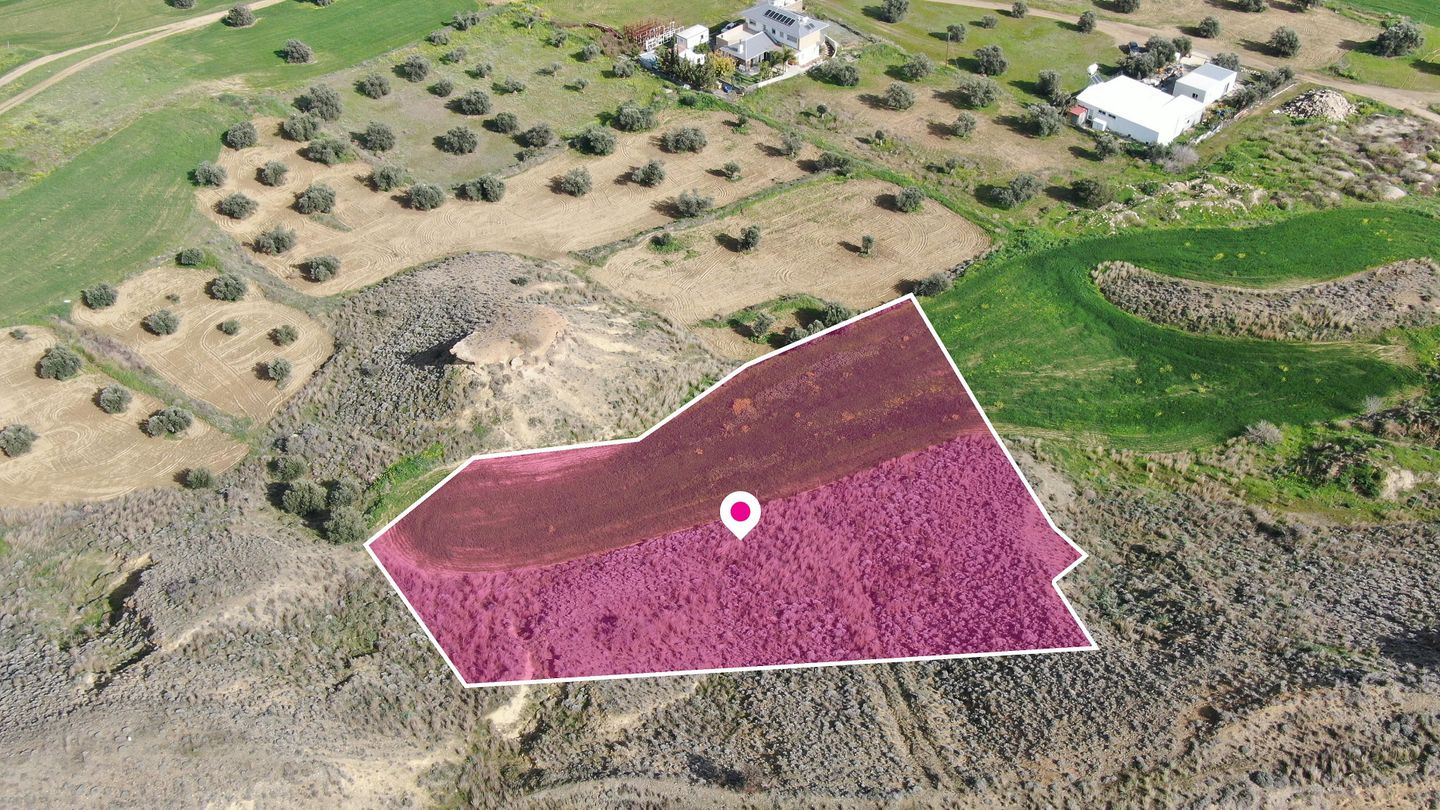Residential field located in Tseri, Nicosia. – id S4223