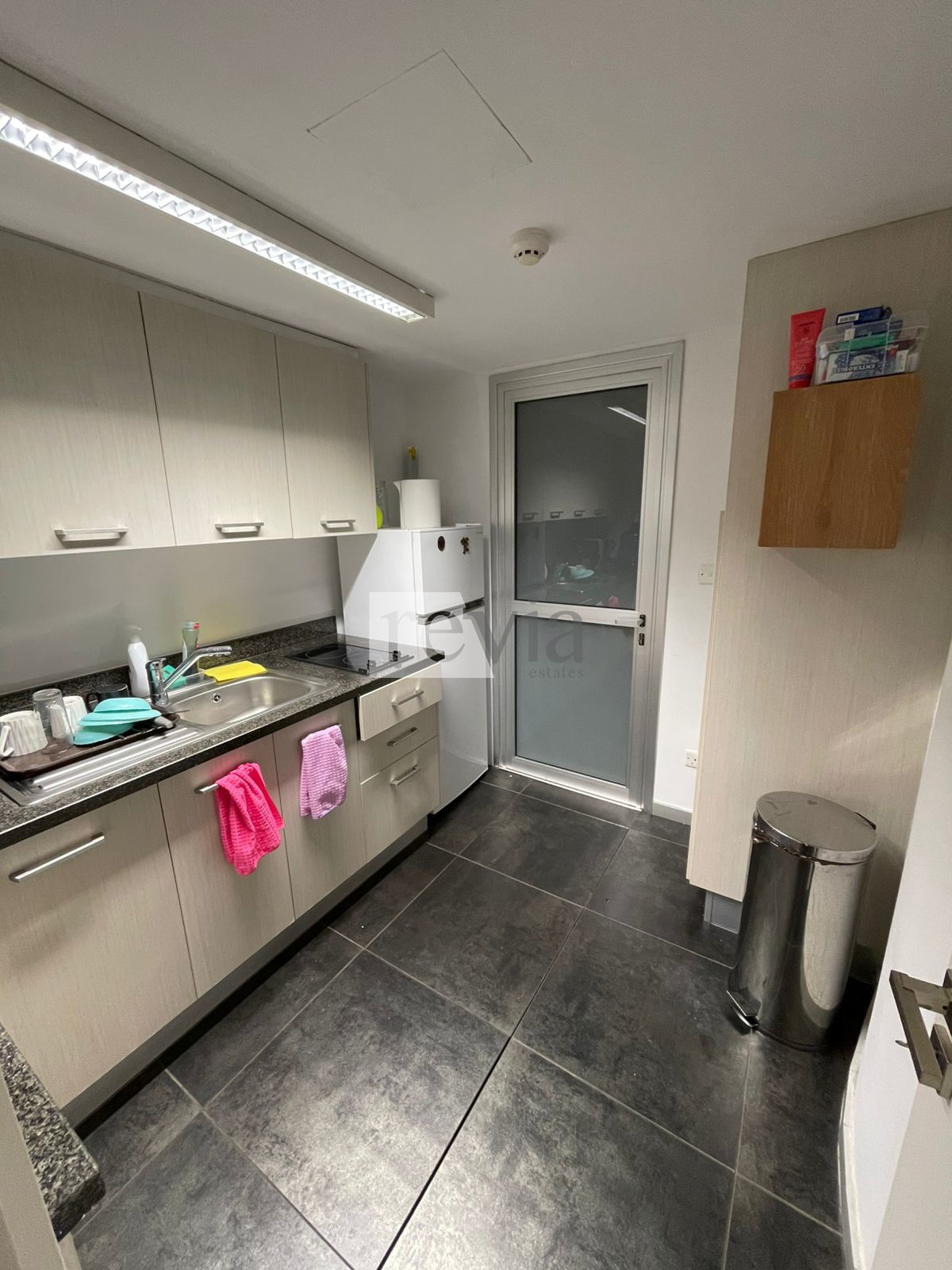 fcf1f57e7c404fa1a2466534b4d1b89e