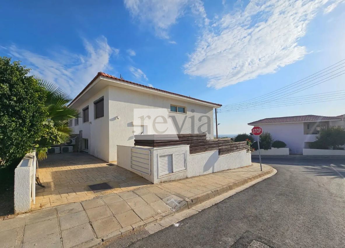 102298d2f2d8415cb84ba91dae016c62