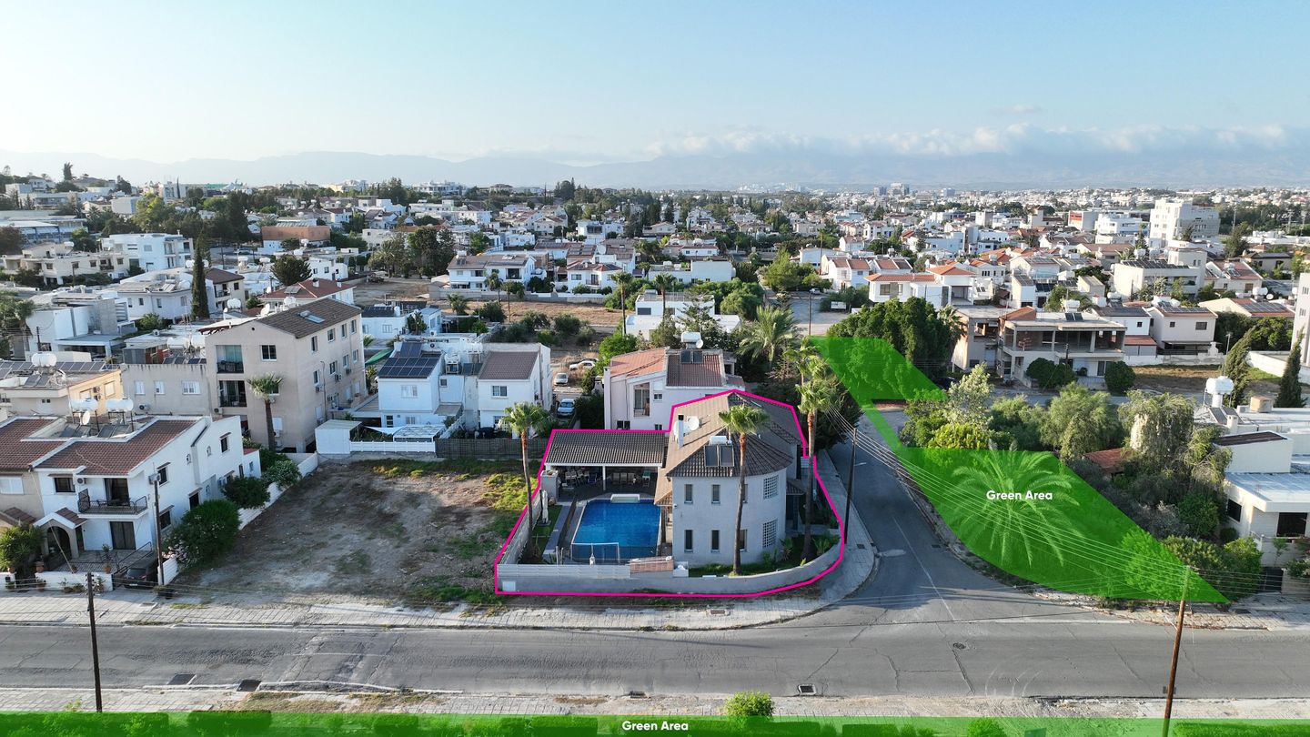 Three bedroom house in Egkomi, Nicosia – id S44051