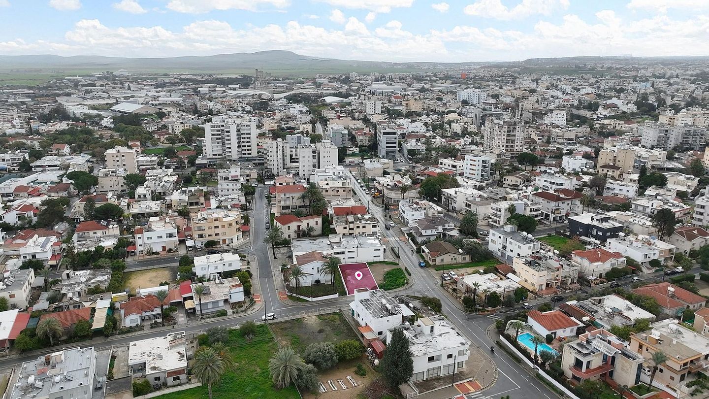 Residential plot in Kaimakli, Nicosia – id S45789