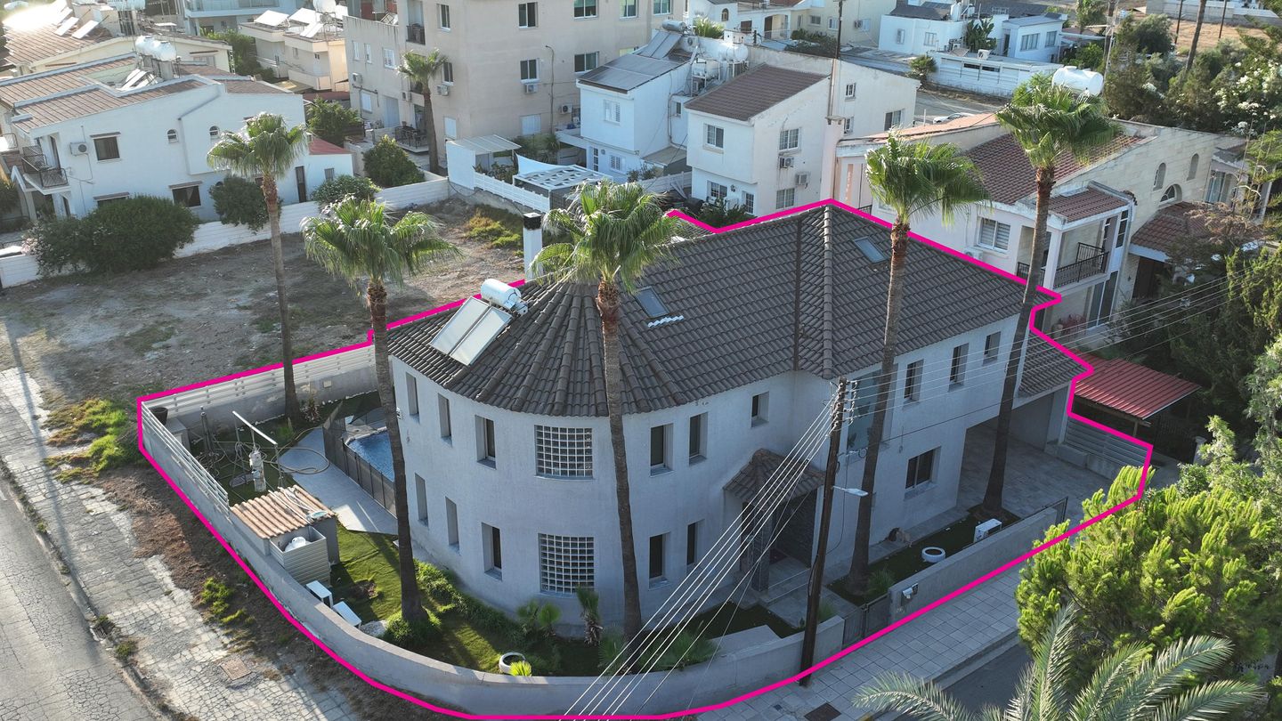 Three bedroom house in Egkomi, Nicosia – id S44051