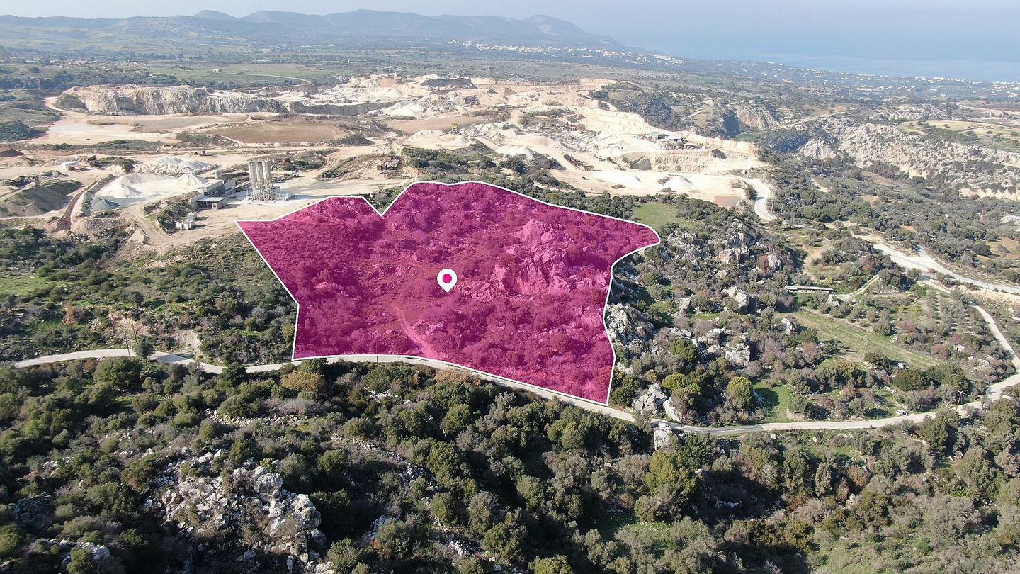 Agricultural / Protection Zone field in Drouseia, Paphos – id S42456