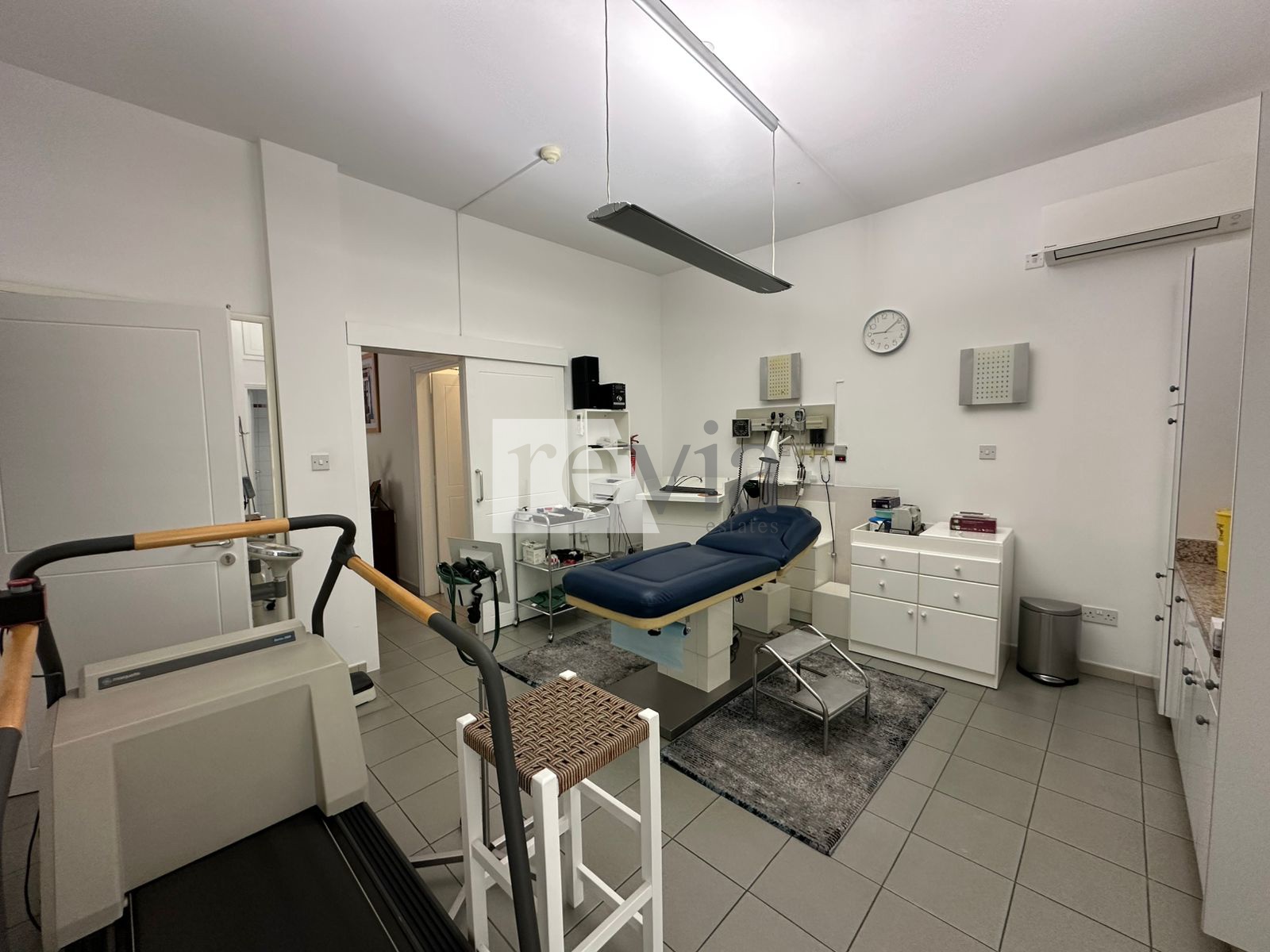 17262fafe6e64880b04bf54fa504e31b