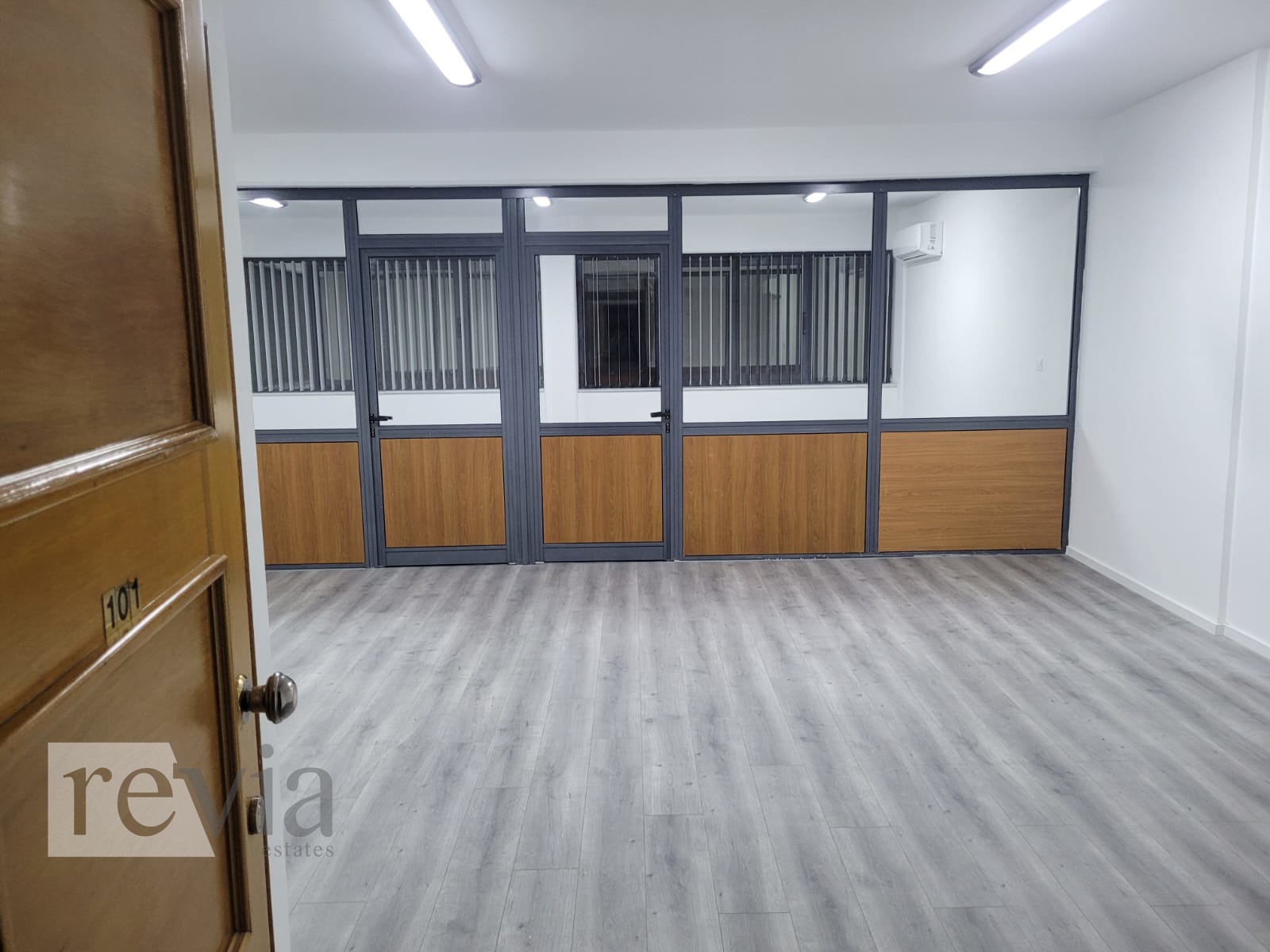 1286475 – Office For rent, Limassol City, 80 sq.m., €1.500