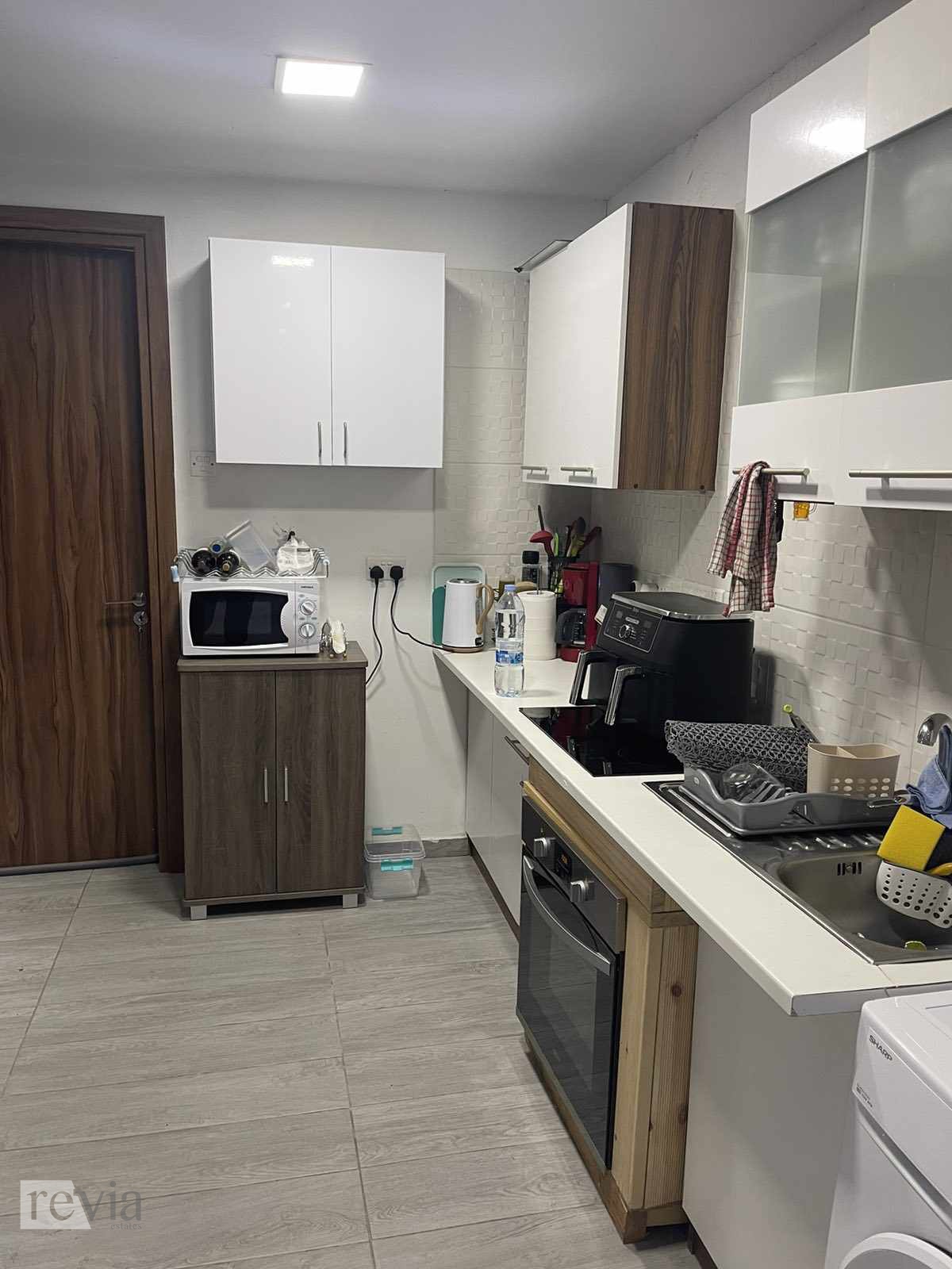 275c178563574fcfbcb8de451d76a21d