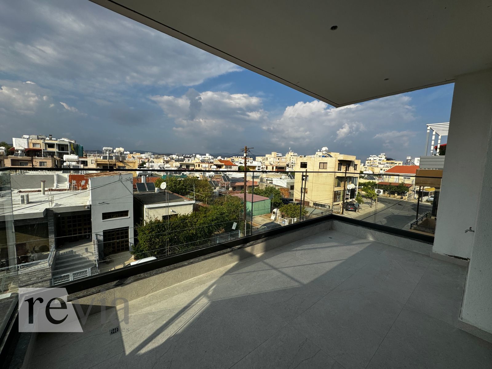 3801119aedc8423aac9c1d6e8890d327