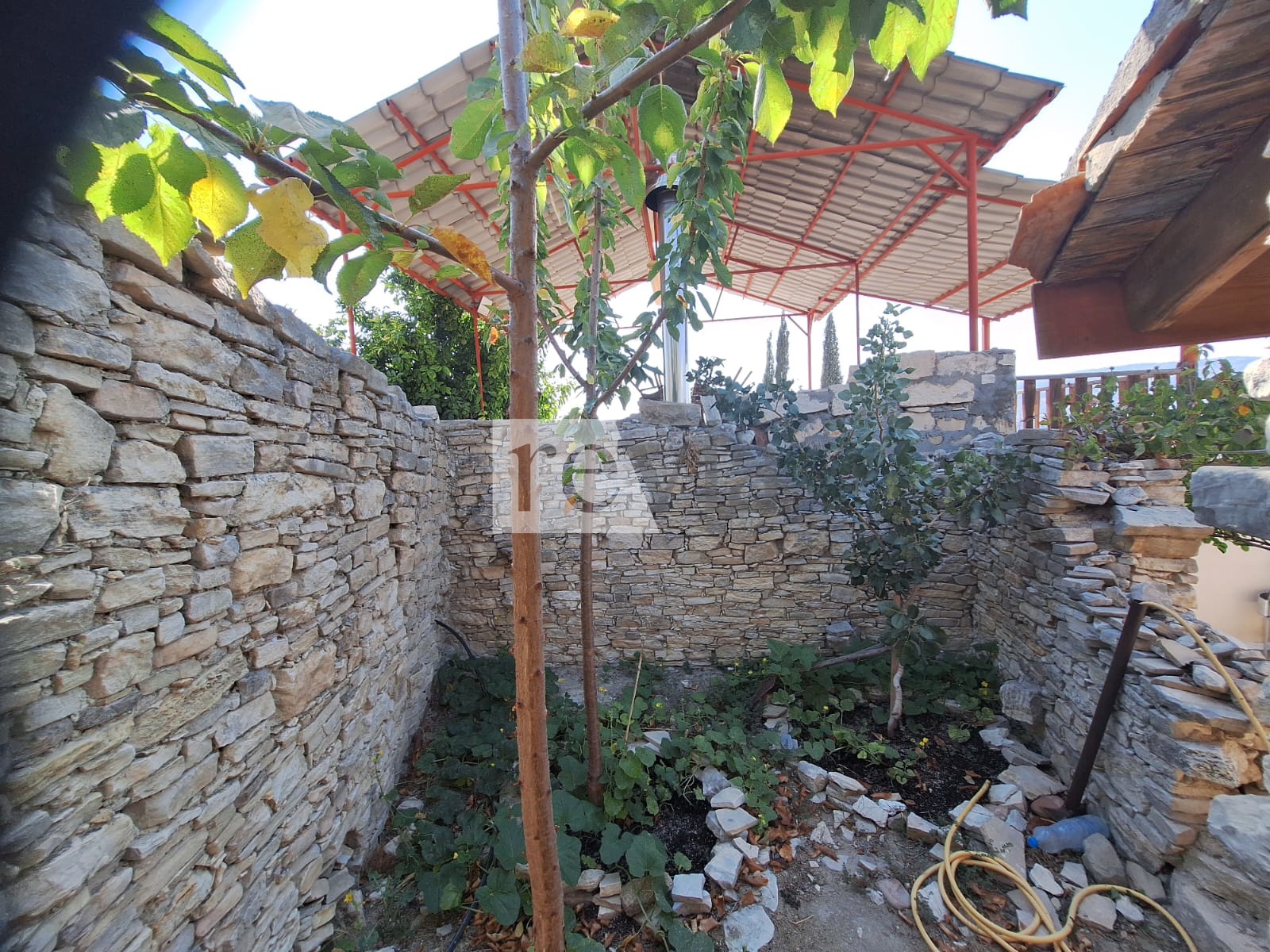 1904049 – Detached house For sale, Filousa Kelokedaron, 100 sq.m., €150.000