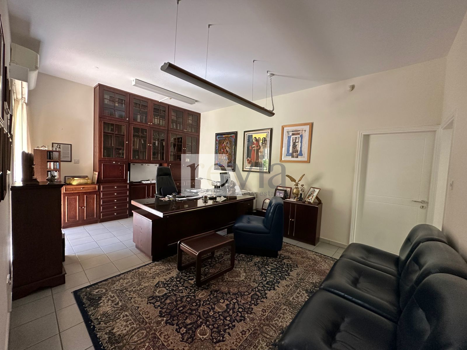 613711ff7ea84145a7895bb59bd27290