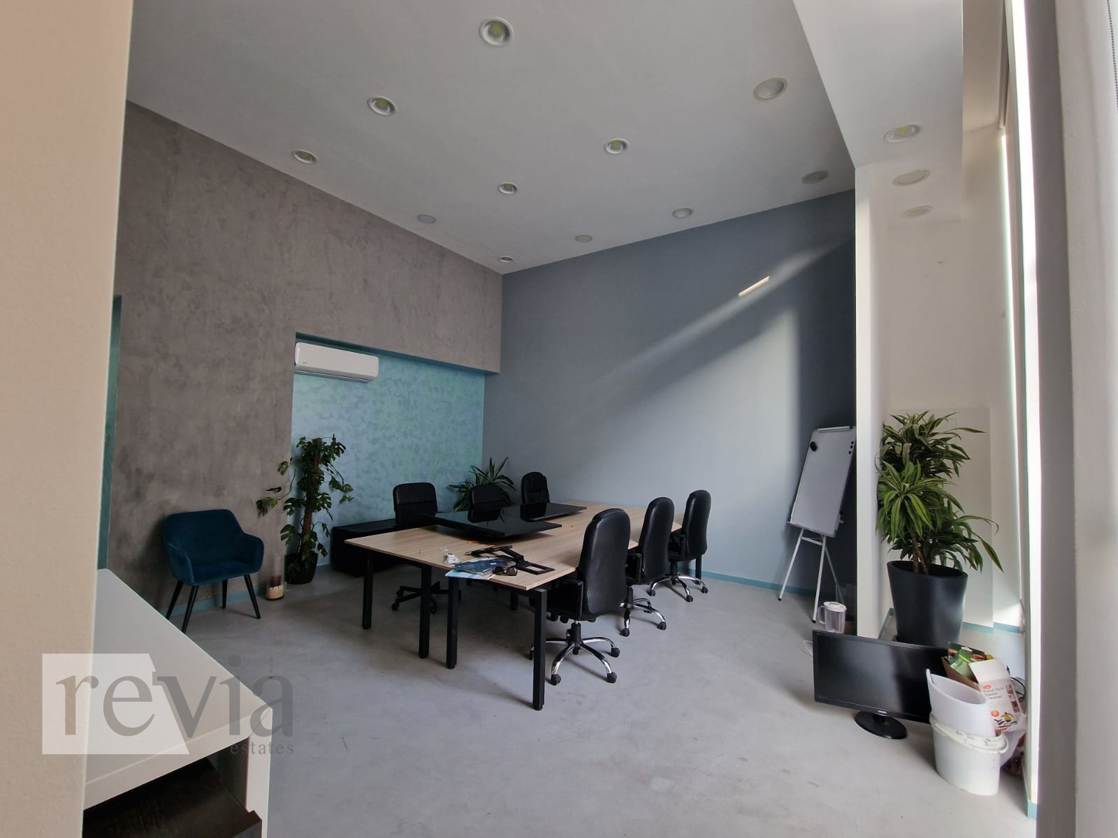 869fa51df1d74c8f99aa6c662ec32610