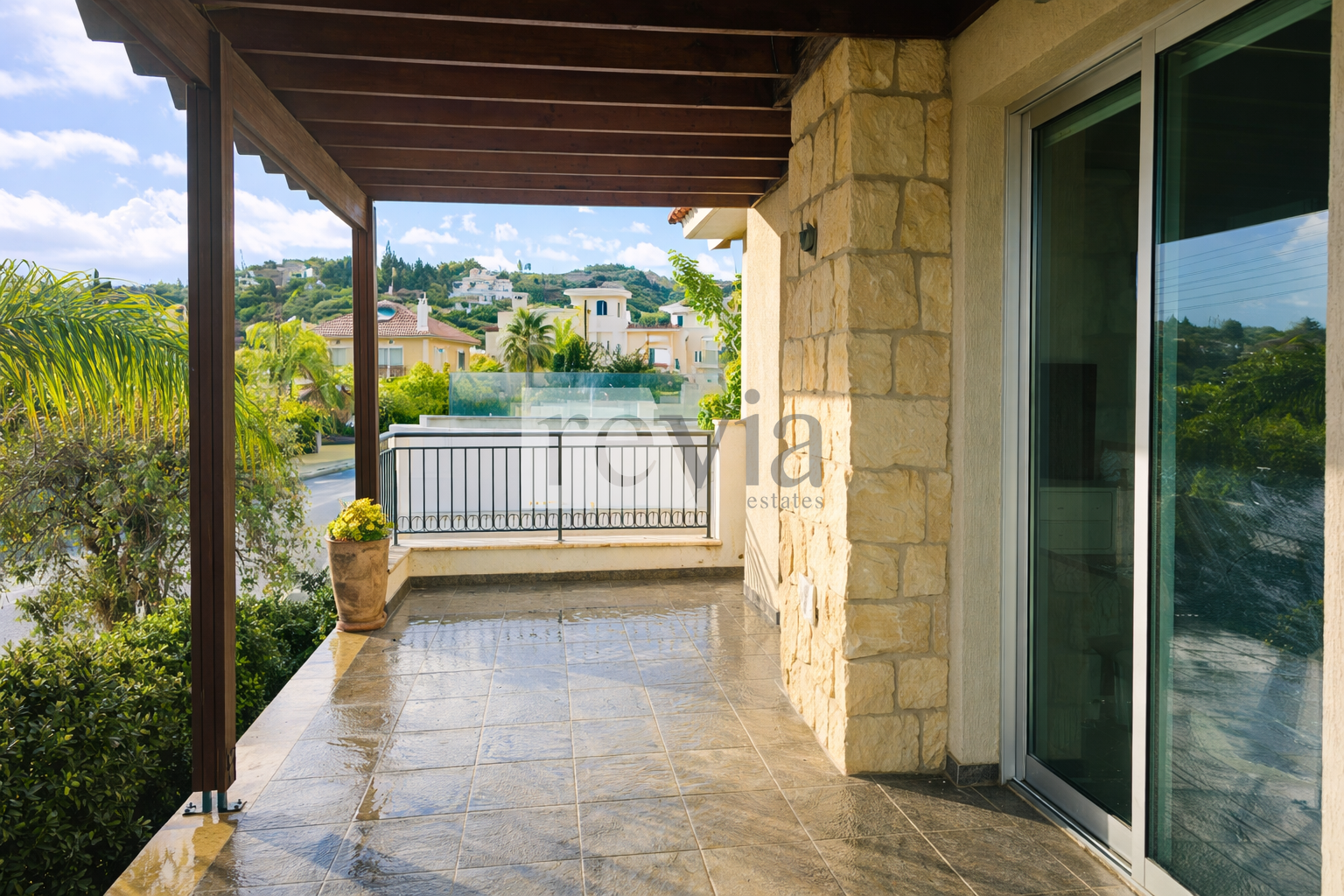 86df33f0635343b8a3ea8ef54e041ff8