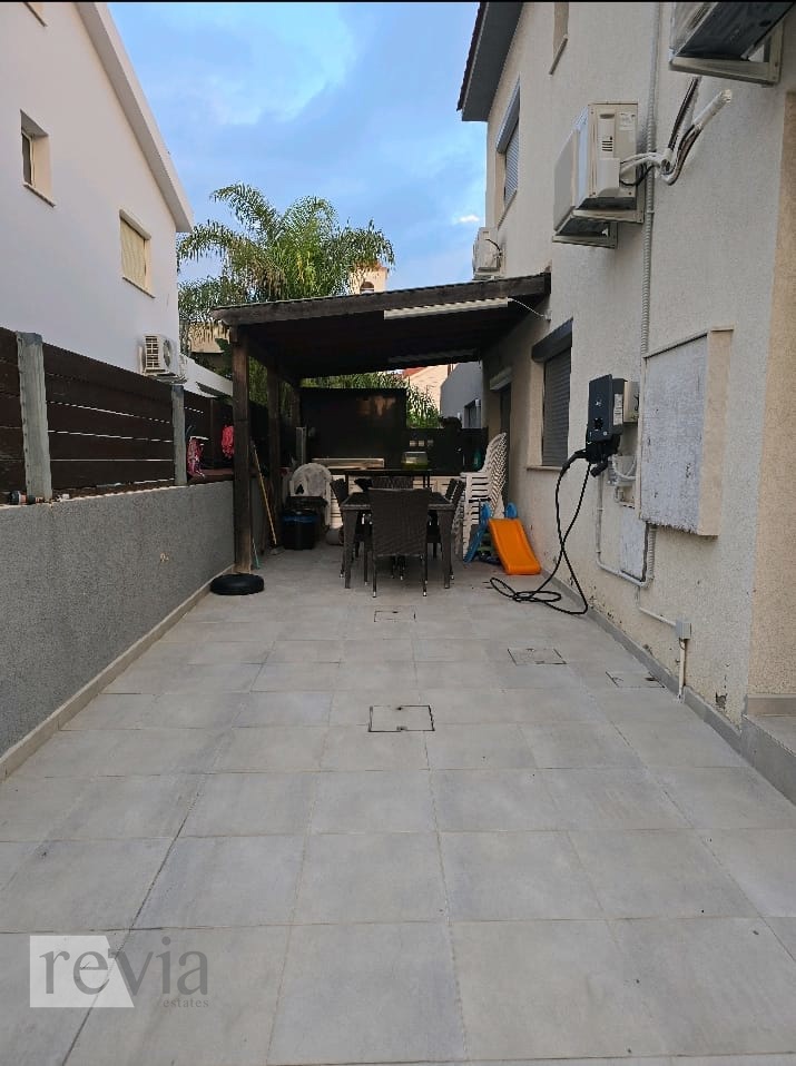 887a8fa2d0a84e9ea0ca426c2bd9756e