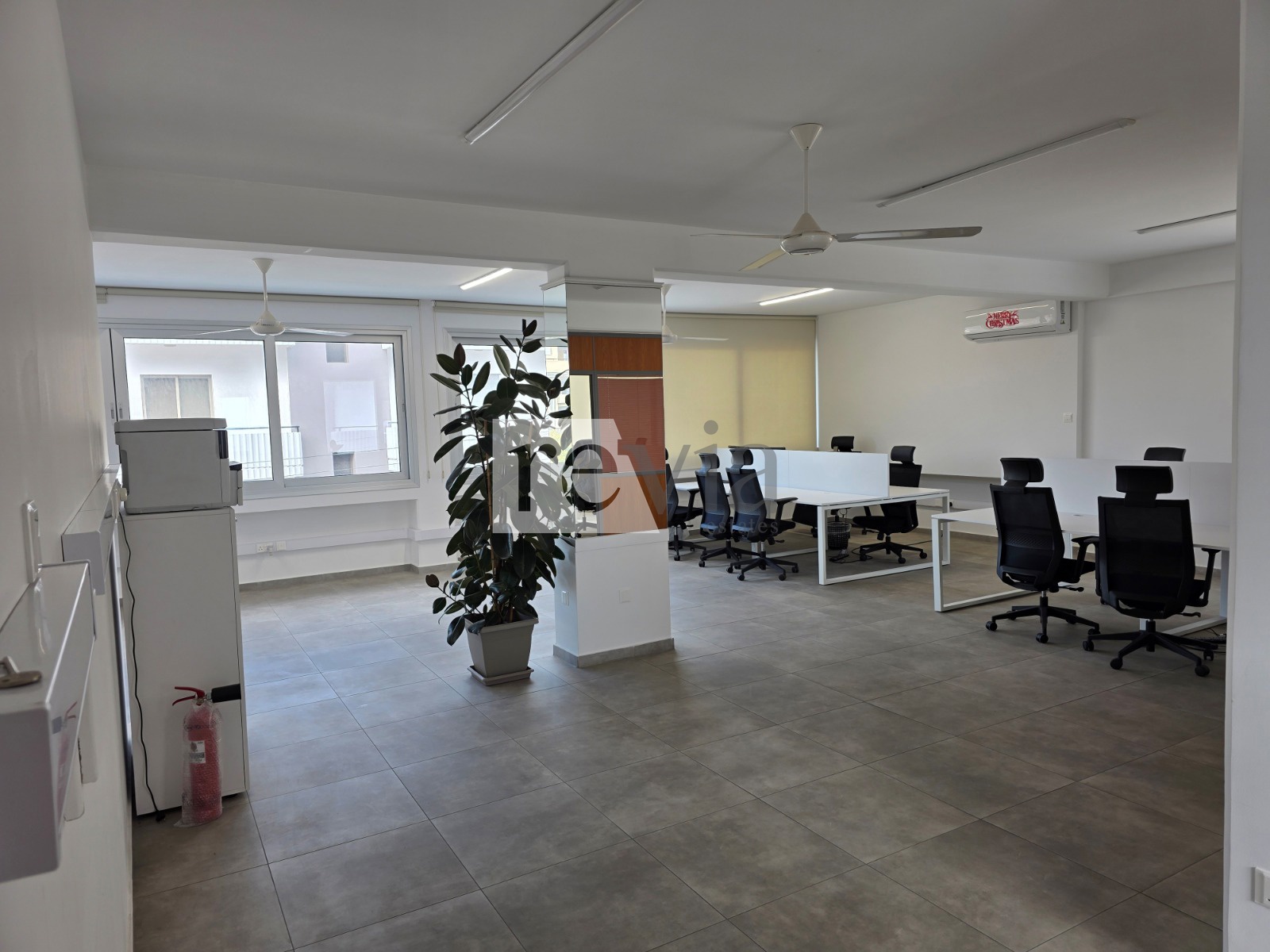 2112377 – Office For rent, Limassol City, 125 sq.m., €2.750
