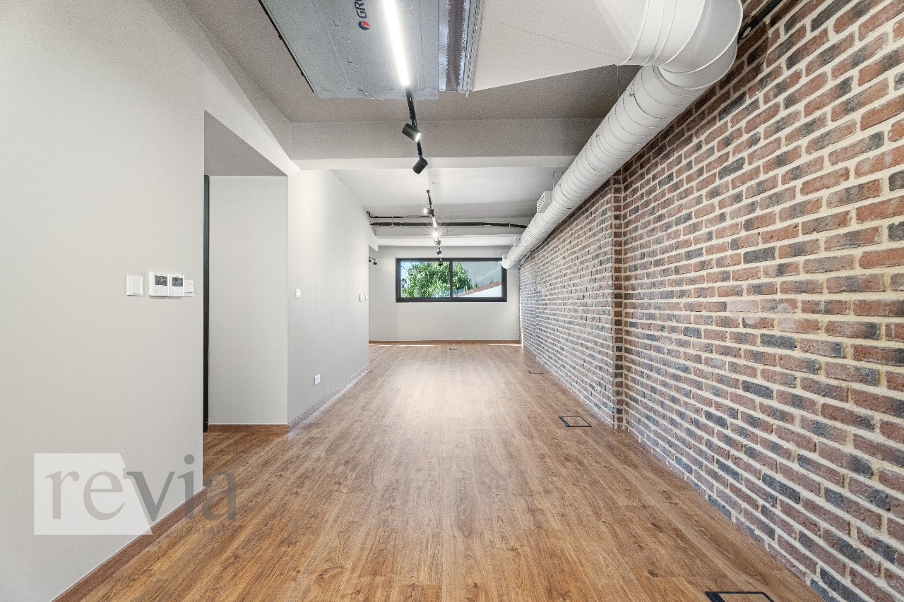 eada523ce8c54236b27f26cc4cbd0dd2