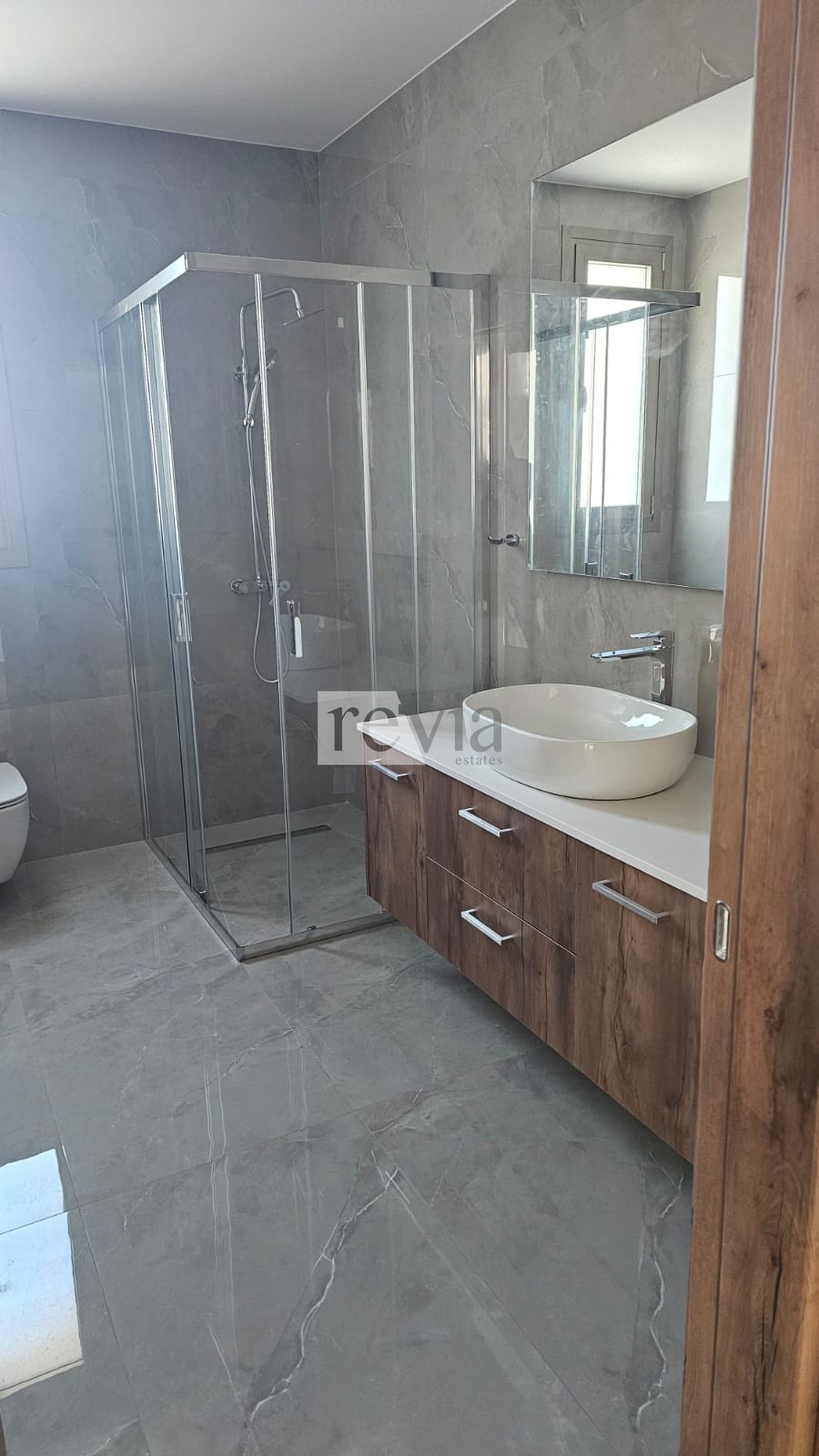 fb748be04ae142e596437d62320603c2