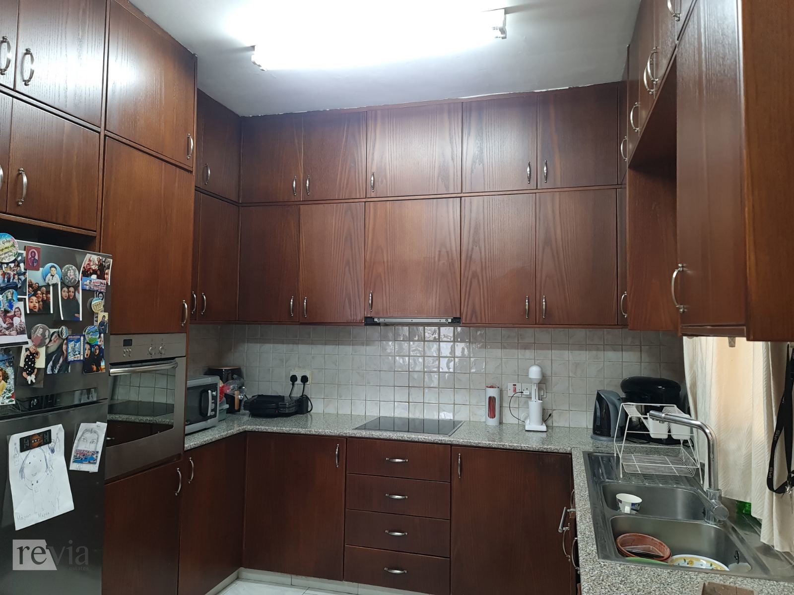 fba21209f65d4d01a1f5630c2ff1fe3a