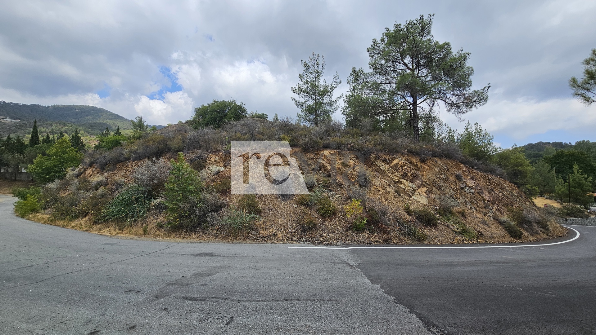 1813487 – Land Field For sale, Kato Platres, 8.649 sq.m., €310.000