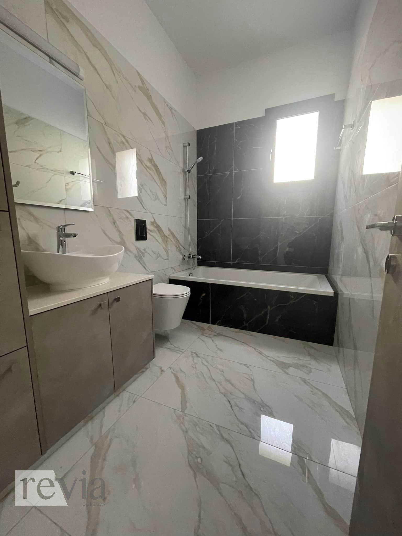 img_1808cd52-9727-469e-b629-7d4108a67561