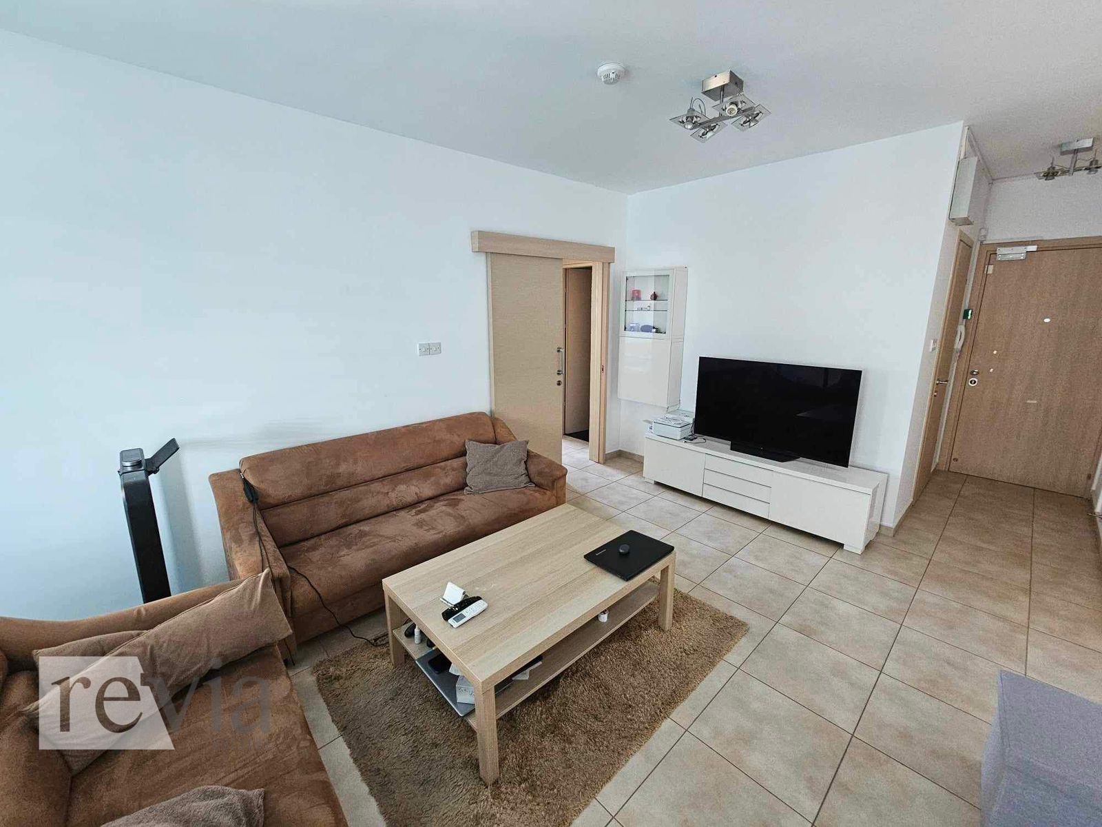 1064972 – Apartment For rent, Limassol City, 90 sq.m., €1.300