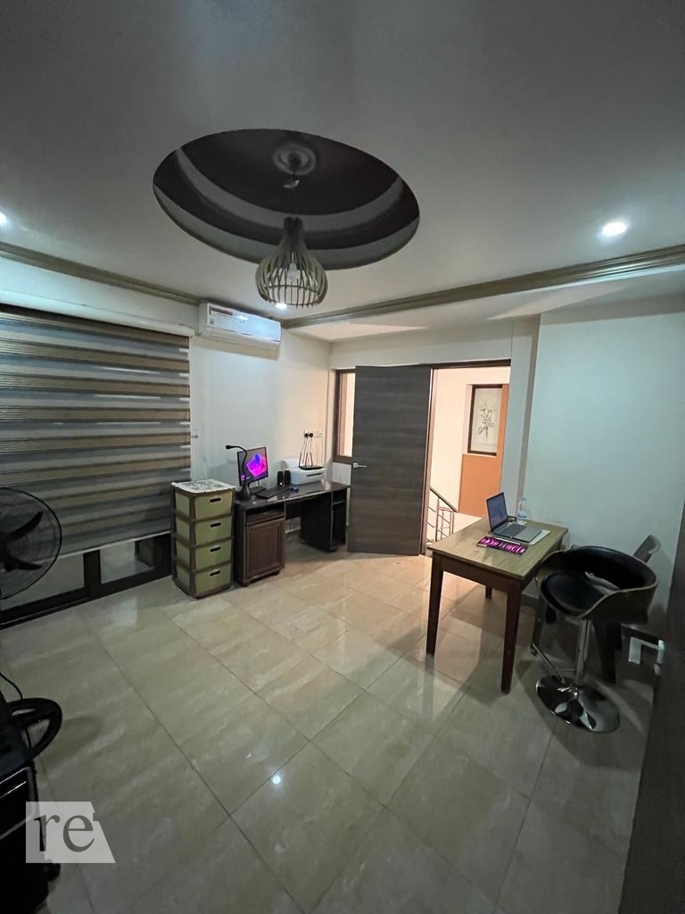 img_bcf5a488-e9f3-4181-bcc6-503614d70027