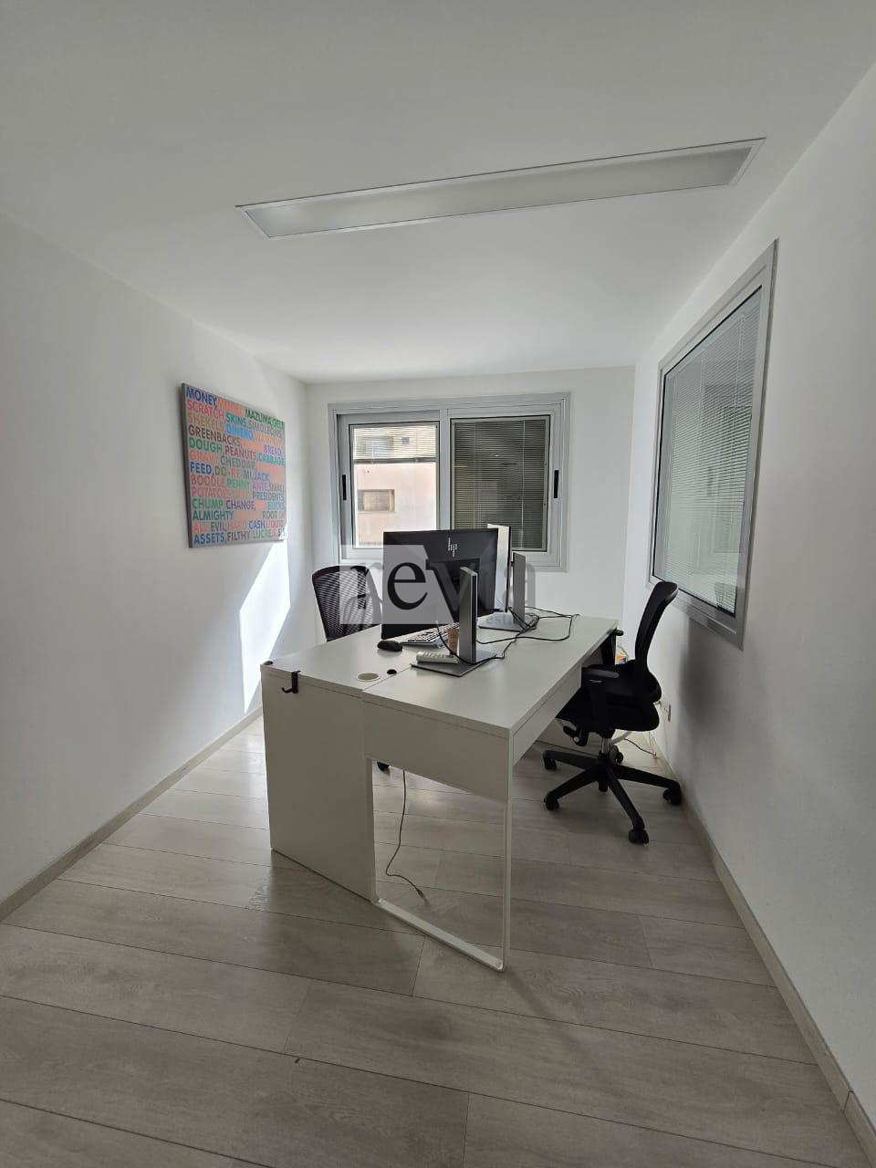 172b6f0371944f768e956085c3b60658