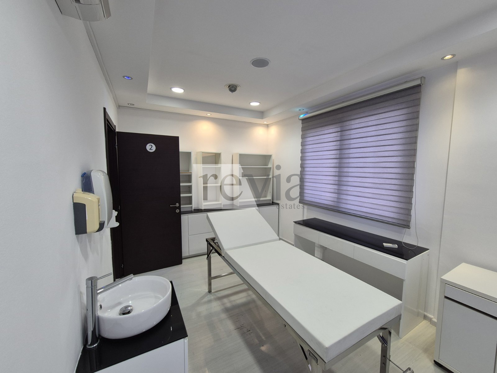 1f21a755bdbf484a9ce7458951e26ae1