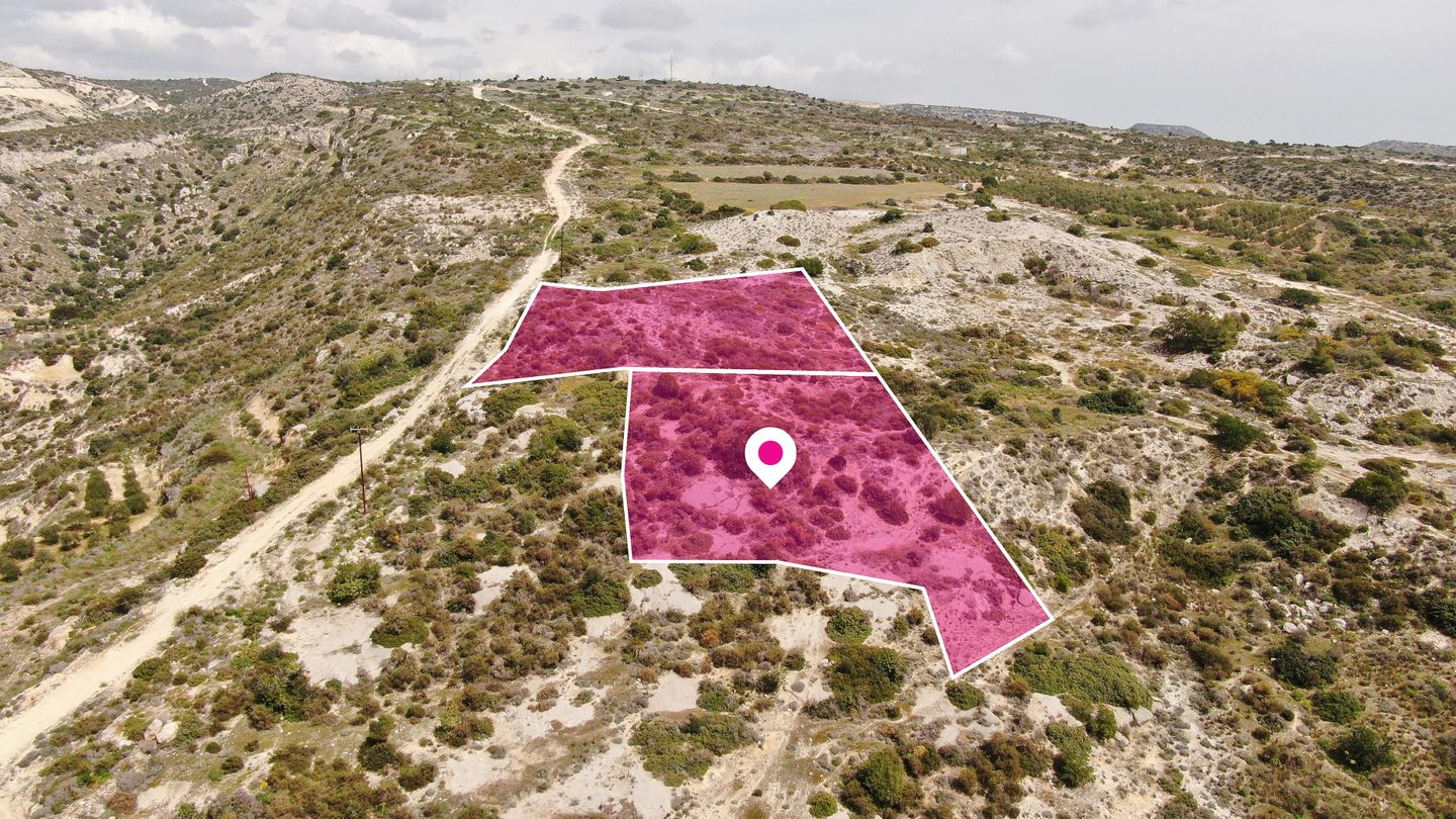Two adjacent Residential Fields in Psematismenos, Larnaca – id S30688