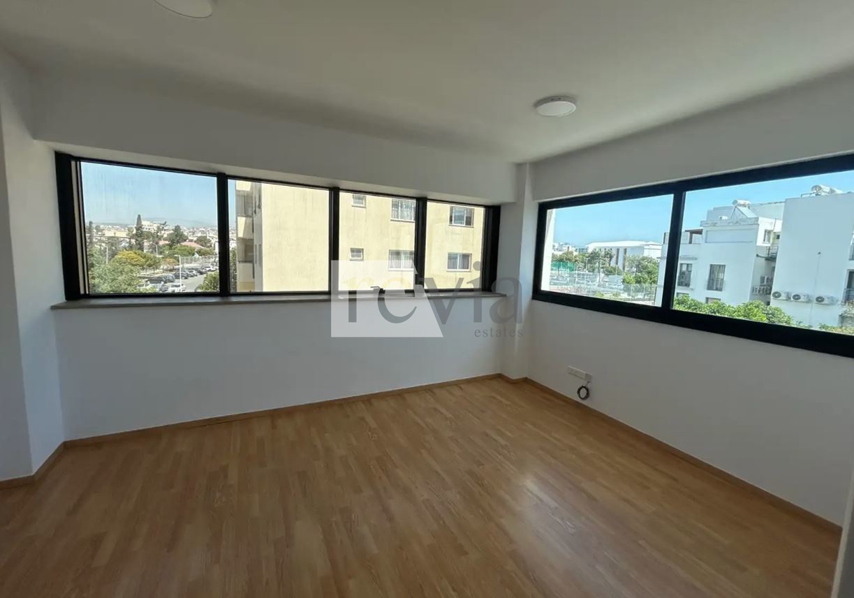 1653985 – Office For rent, Limassol City, 75 sq.m., €1.600