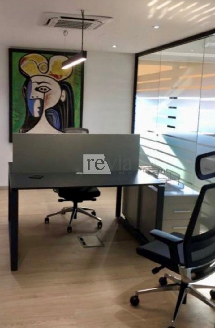 2870ec50a5d8412e885a78b925e1380a