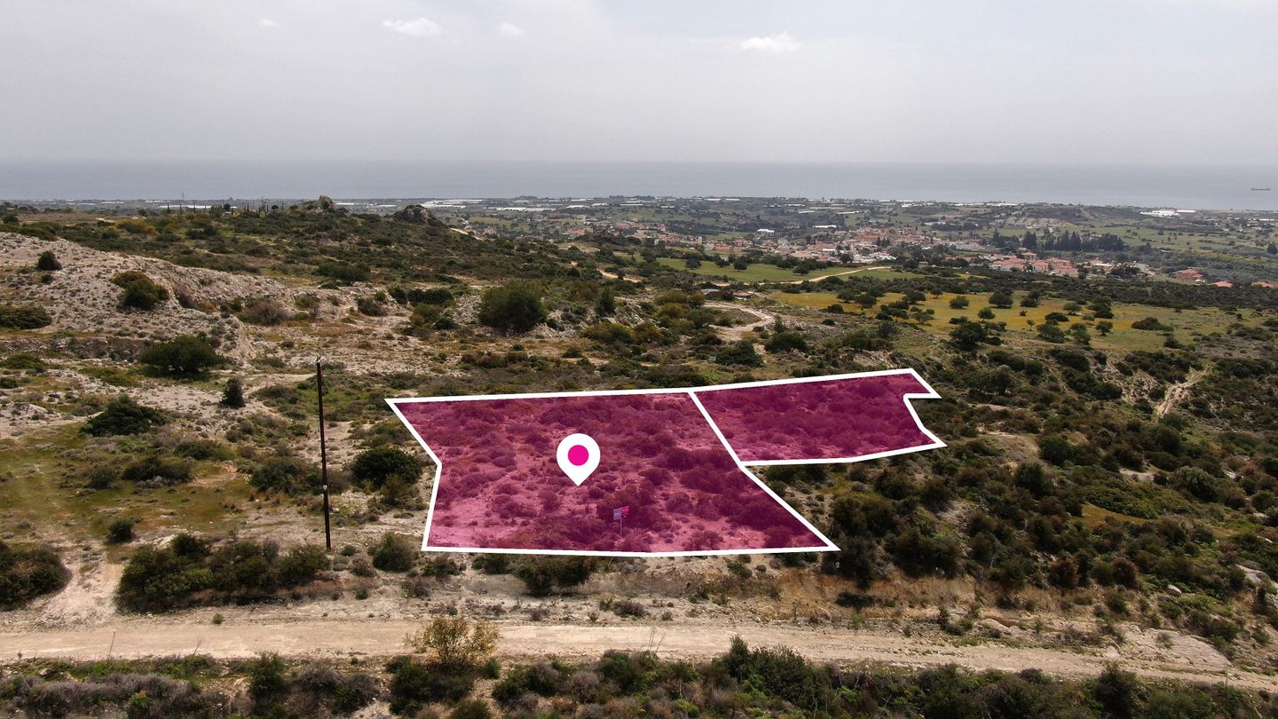 Two adjacent Residential Fields in Psematismenos, Larnaca – id S30688