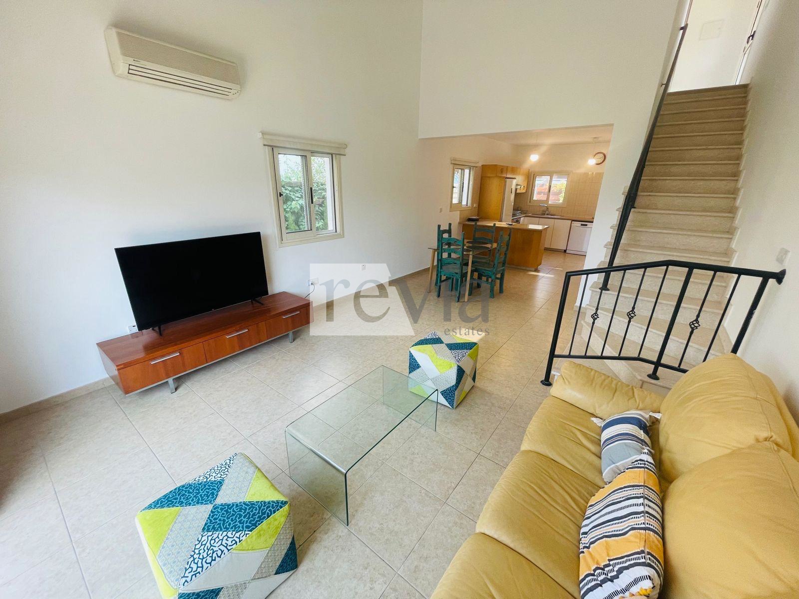1861031 – Villa For rent, Pyrgos, 120 sq.m., €3.200