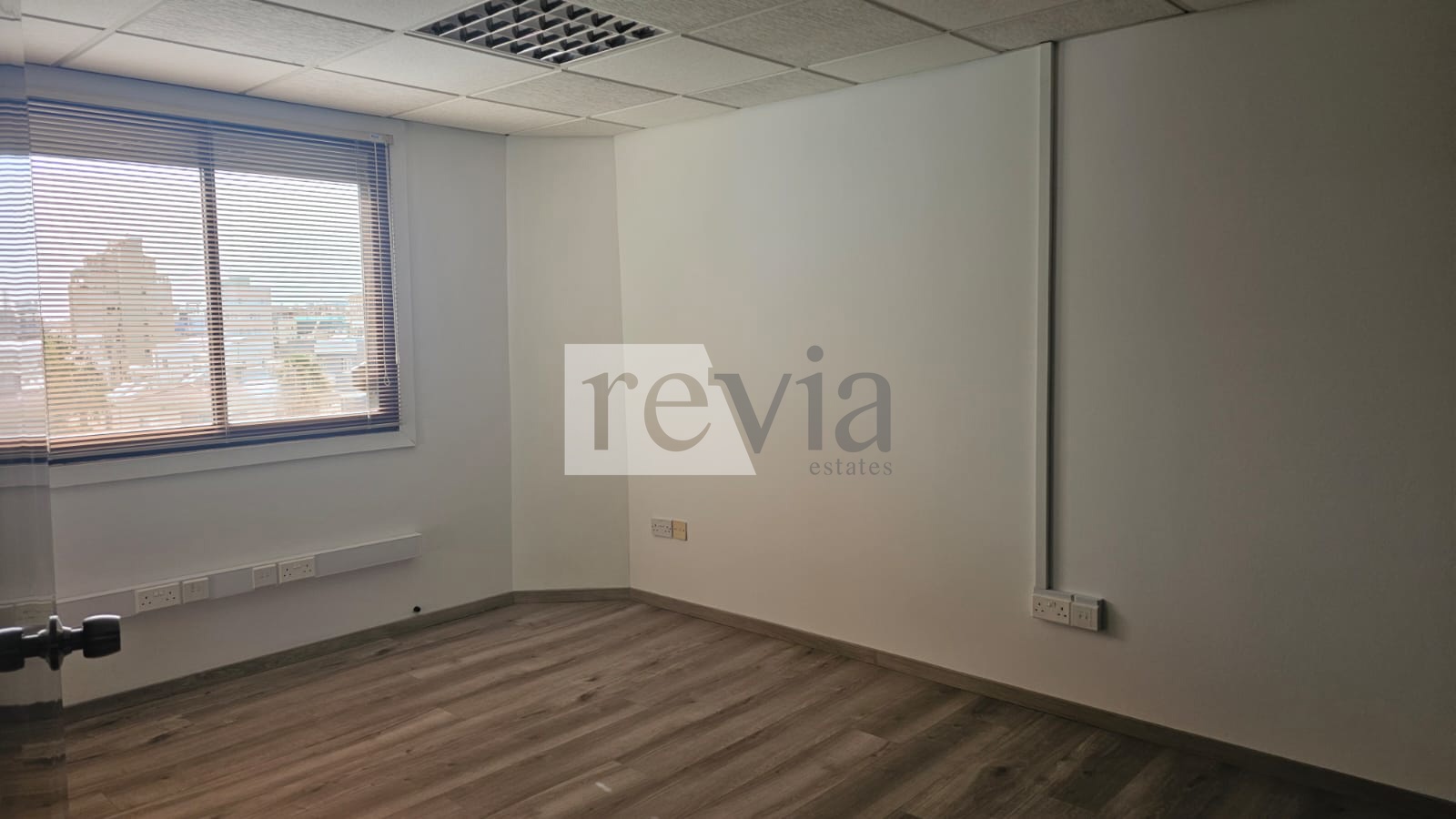 2103739 – Office For rent, Limassol City, 180 sq.m., €2.900