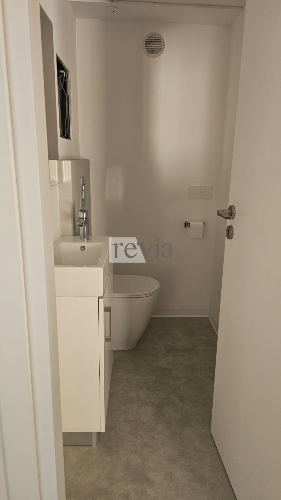 2103739 – Office For rent, Limassol City, 180 sq.m., €2.900