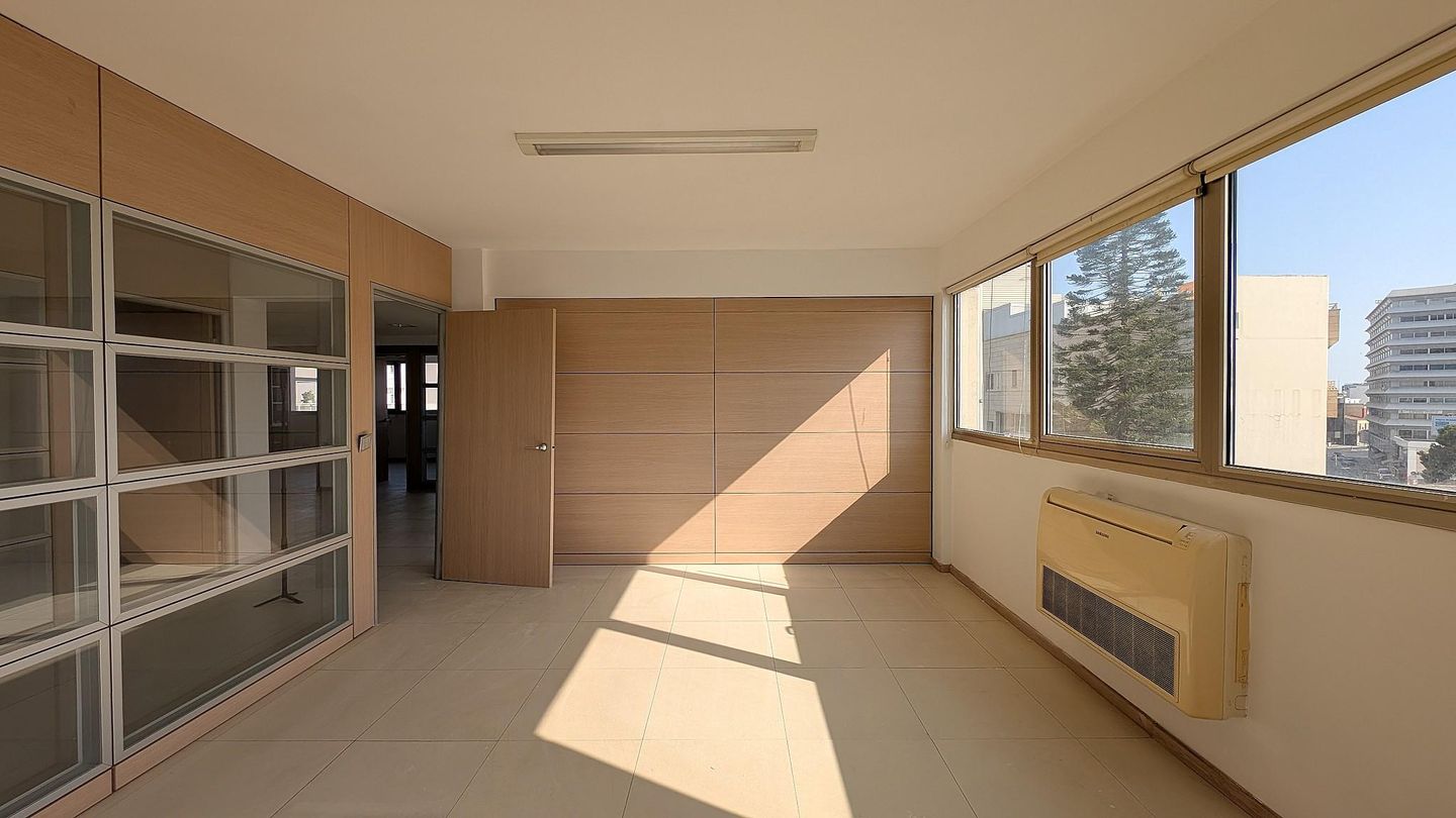 Office Space in Agia Zoni, Limassol – id S1608