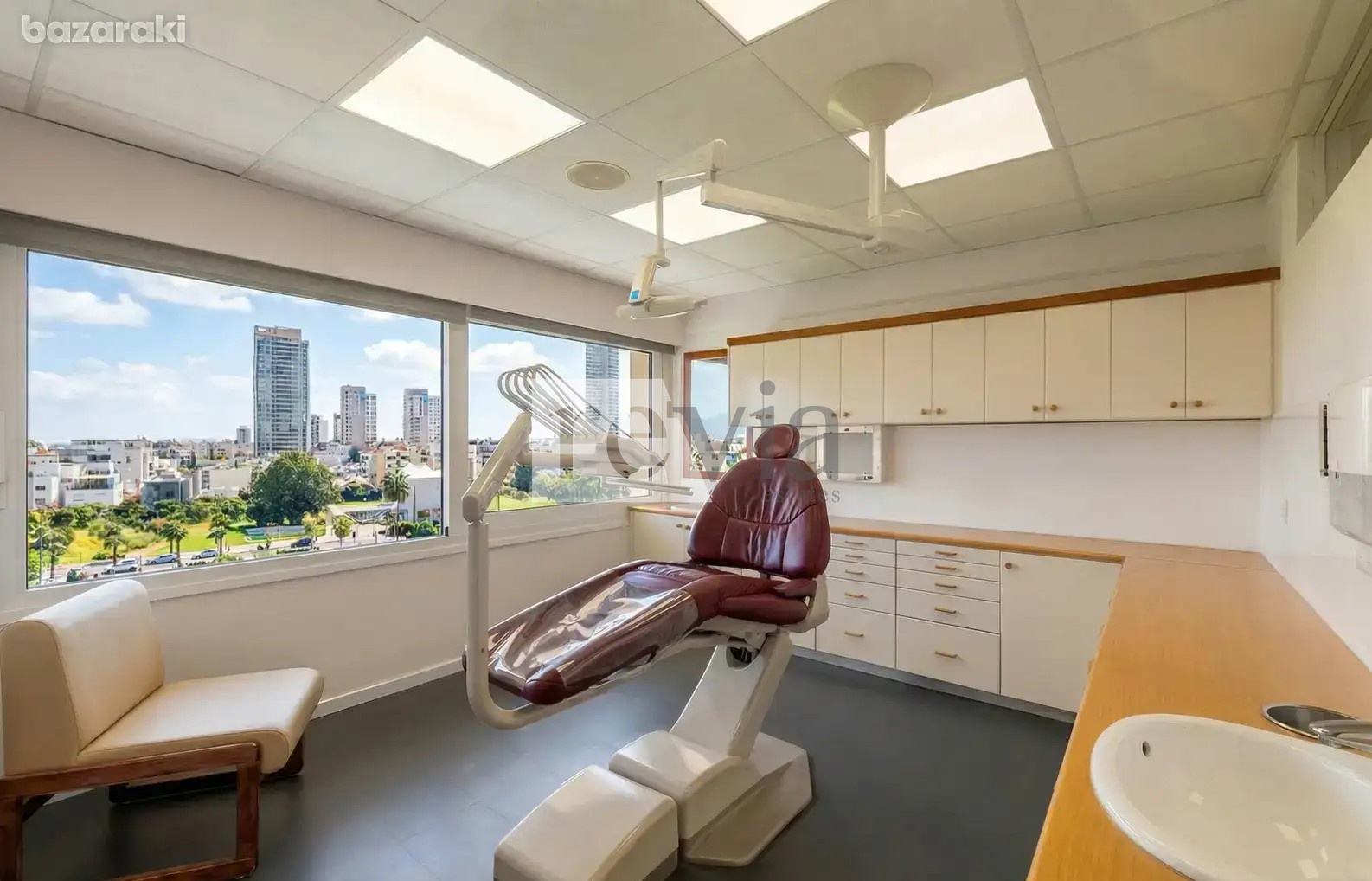 b773cb2bd8224b39873f8e7d5e4170fa