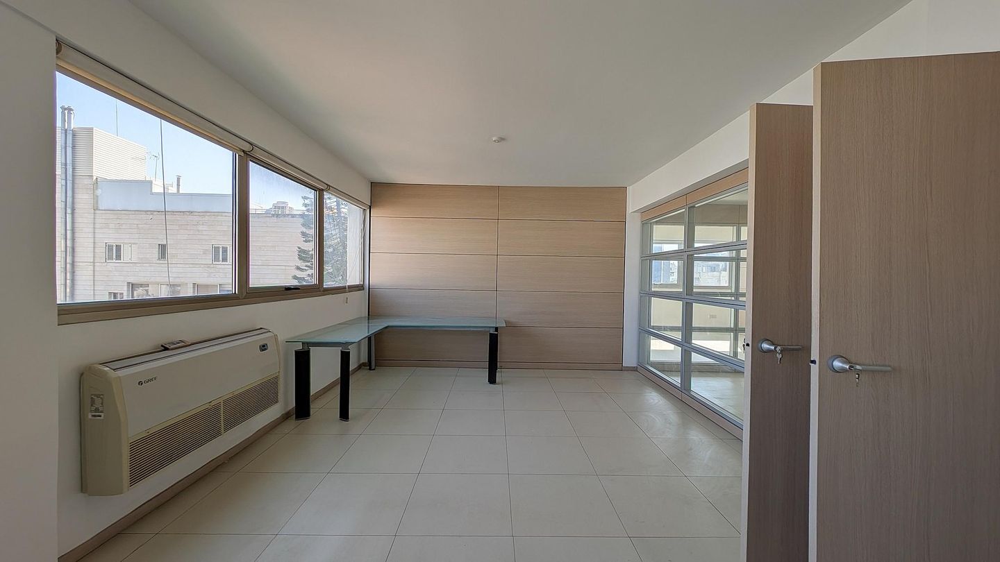 Office Space in Agia Zoni, Limassol – id S1608