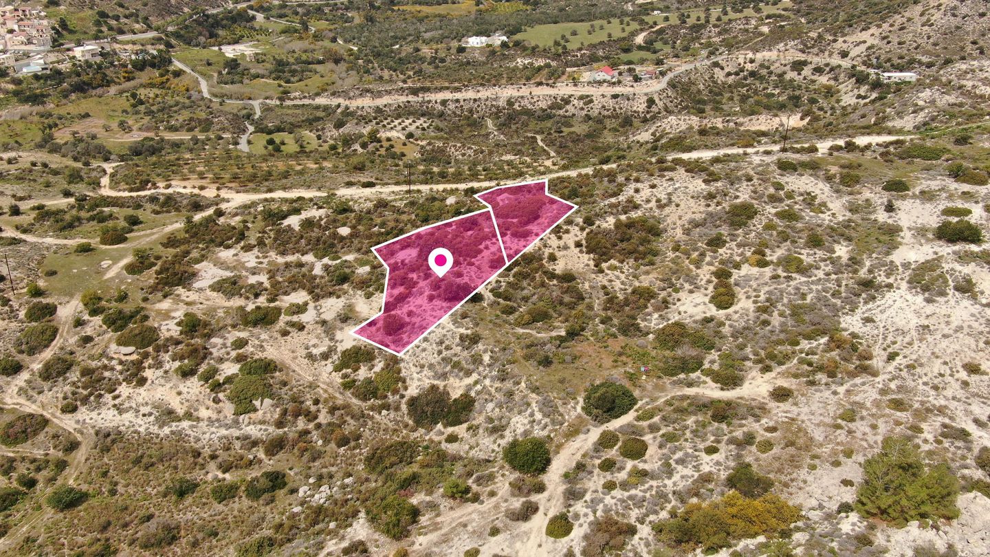 Two adjacent Residential Fields in Psematismenos, Larnaca – id S30688