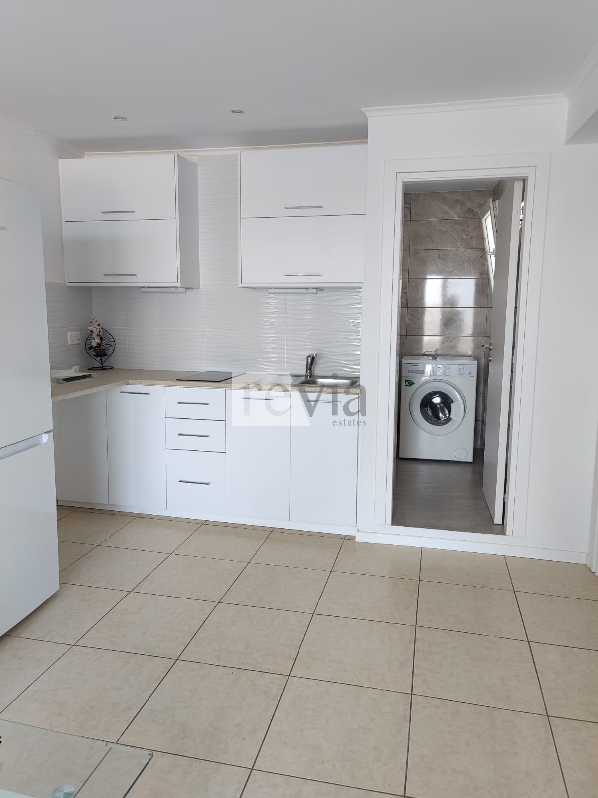 c2b25627534d45999e15359a90c79aeb