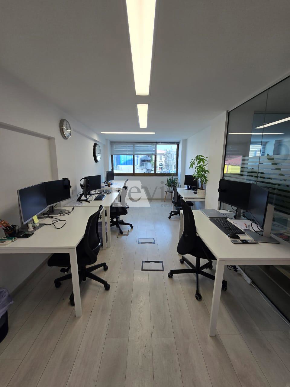 e8dc6cc885d14270b194ea6eb8c36359